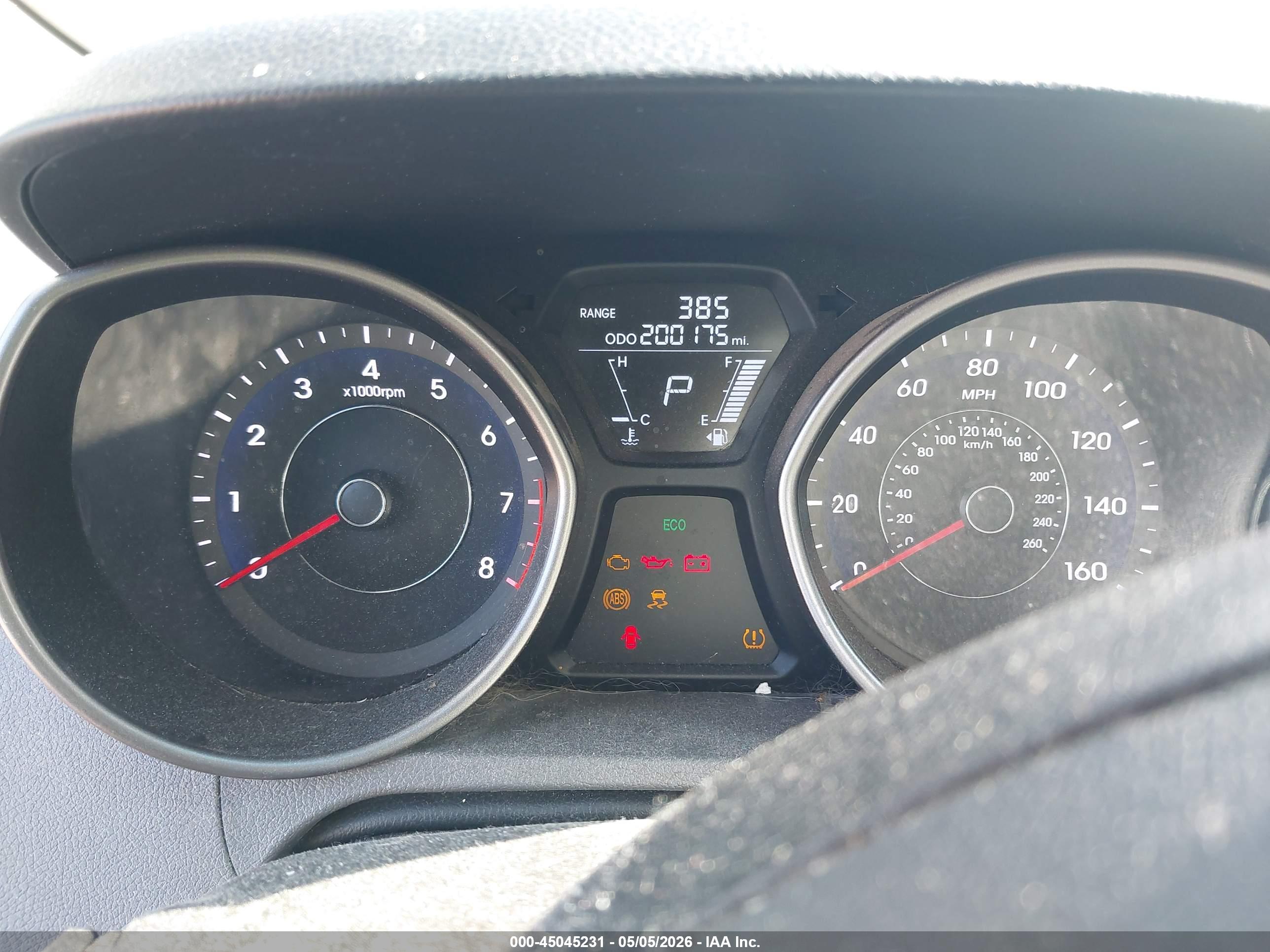 HYUNDAI ELANTRA image 7