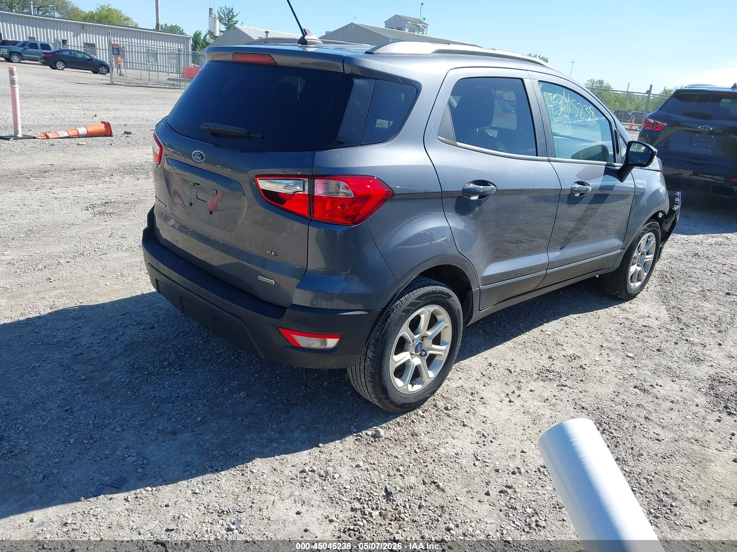 FORD ECOSPORT image 4