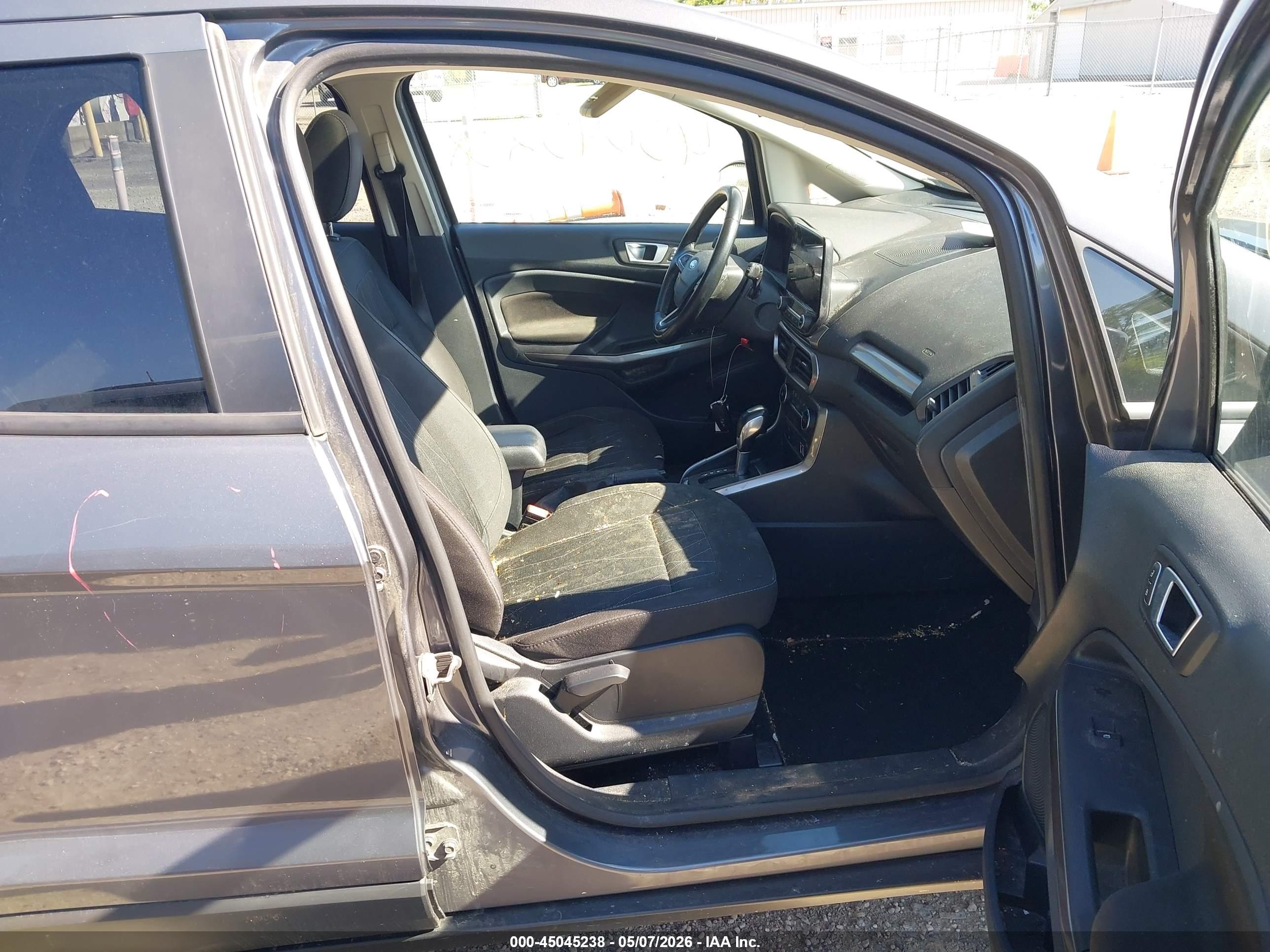 FORD ECOSPORT image 5