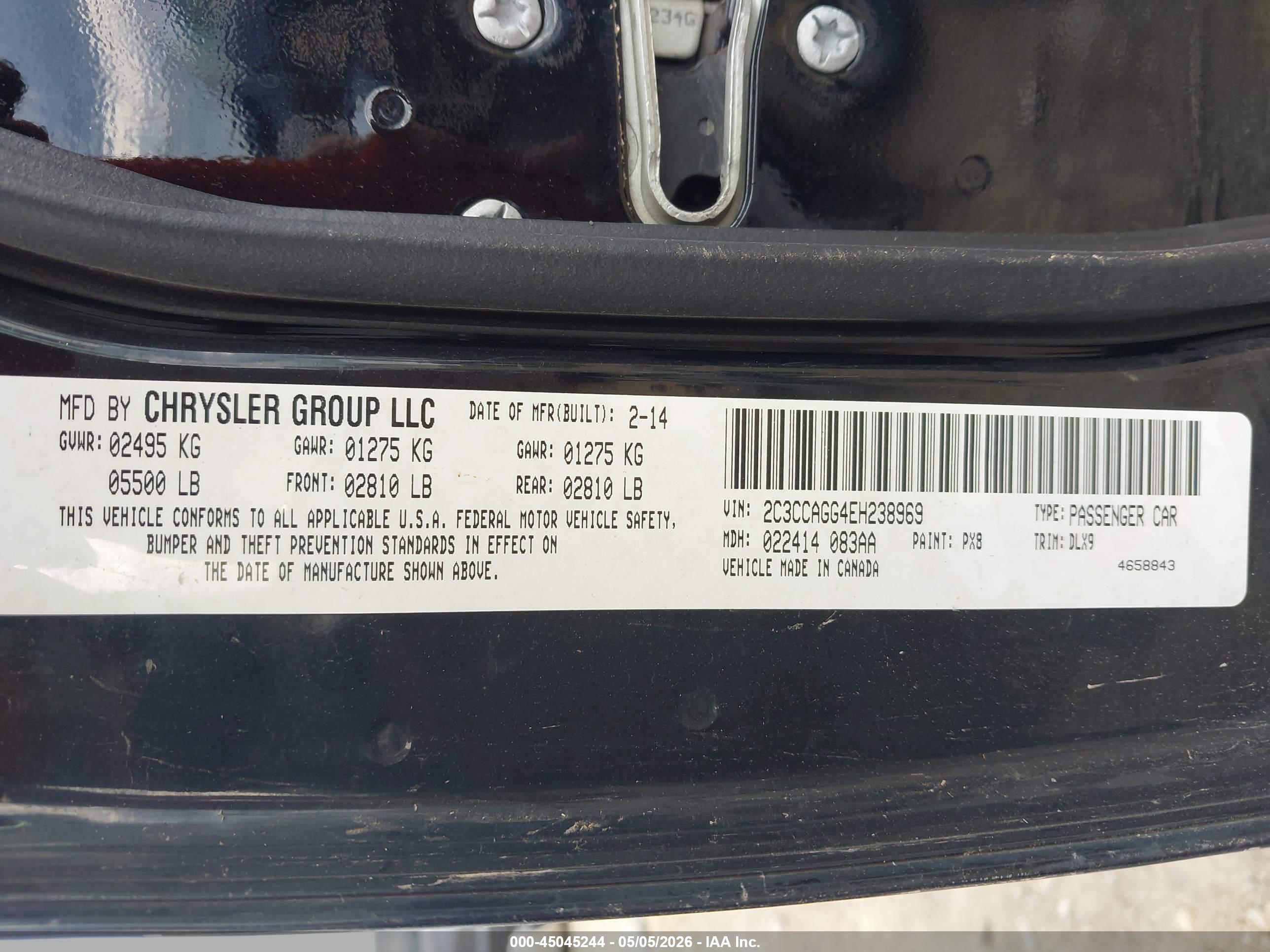 CHRYSLER 300 image 9