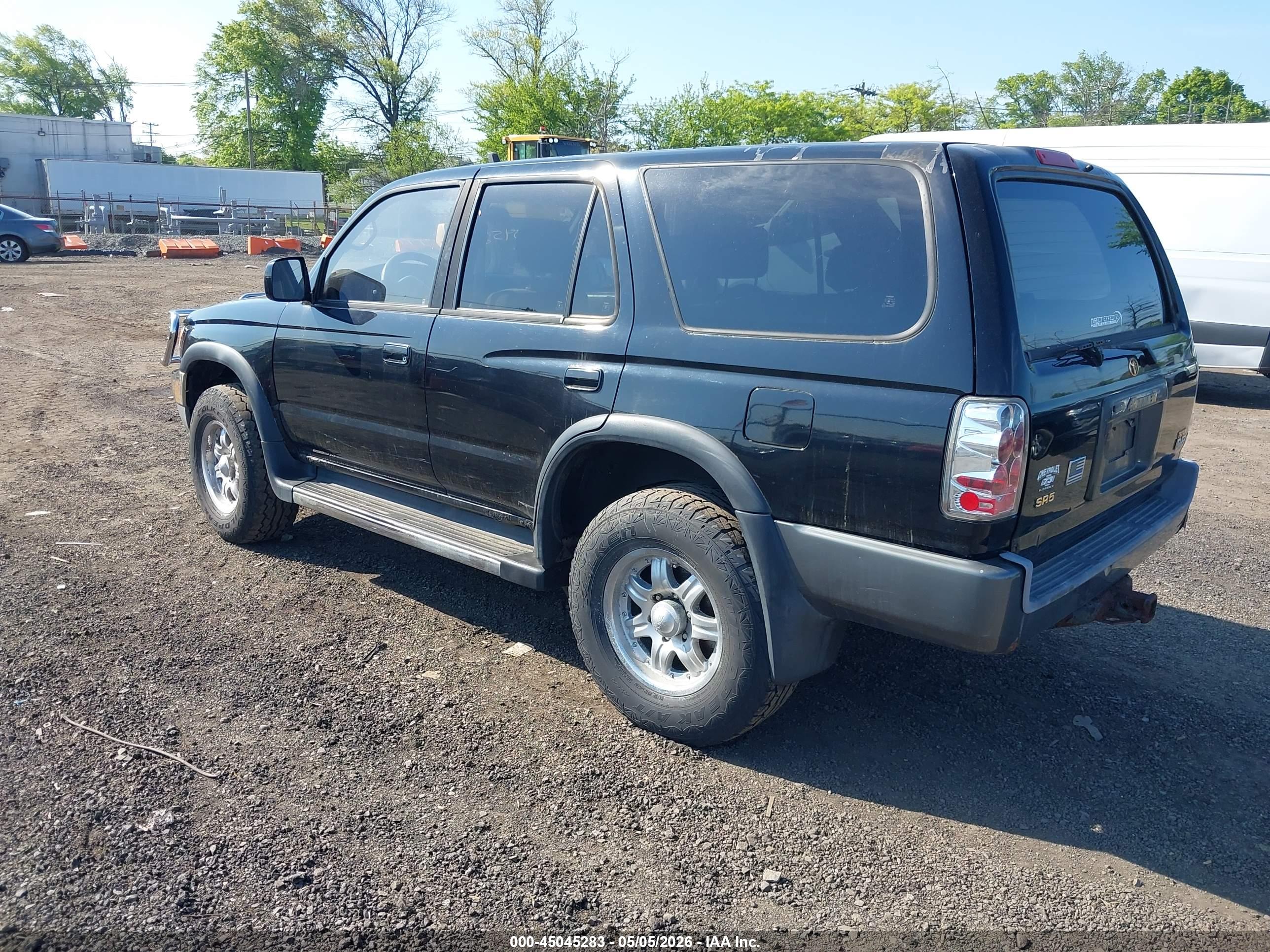 TOYOTA 4RUNNER image 3