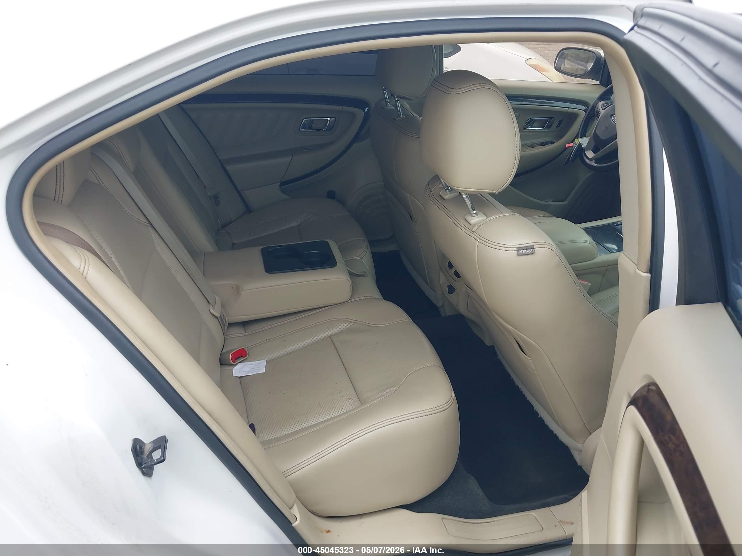FORD TAURUS image 8