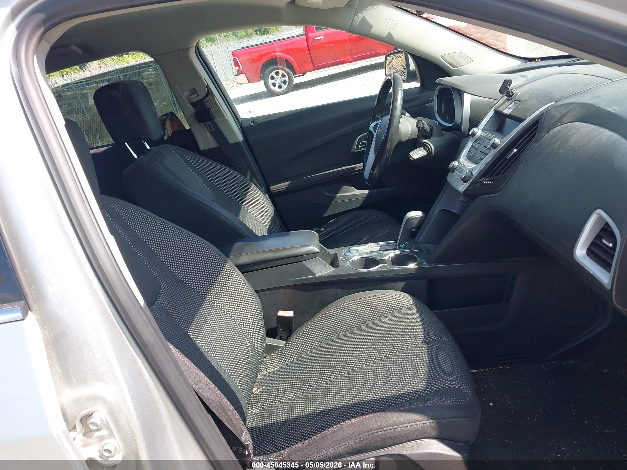 CHEVROLET EQUINOX image 5