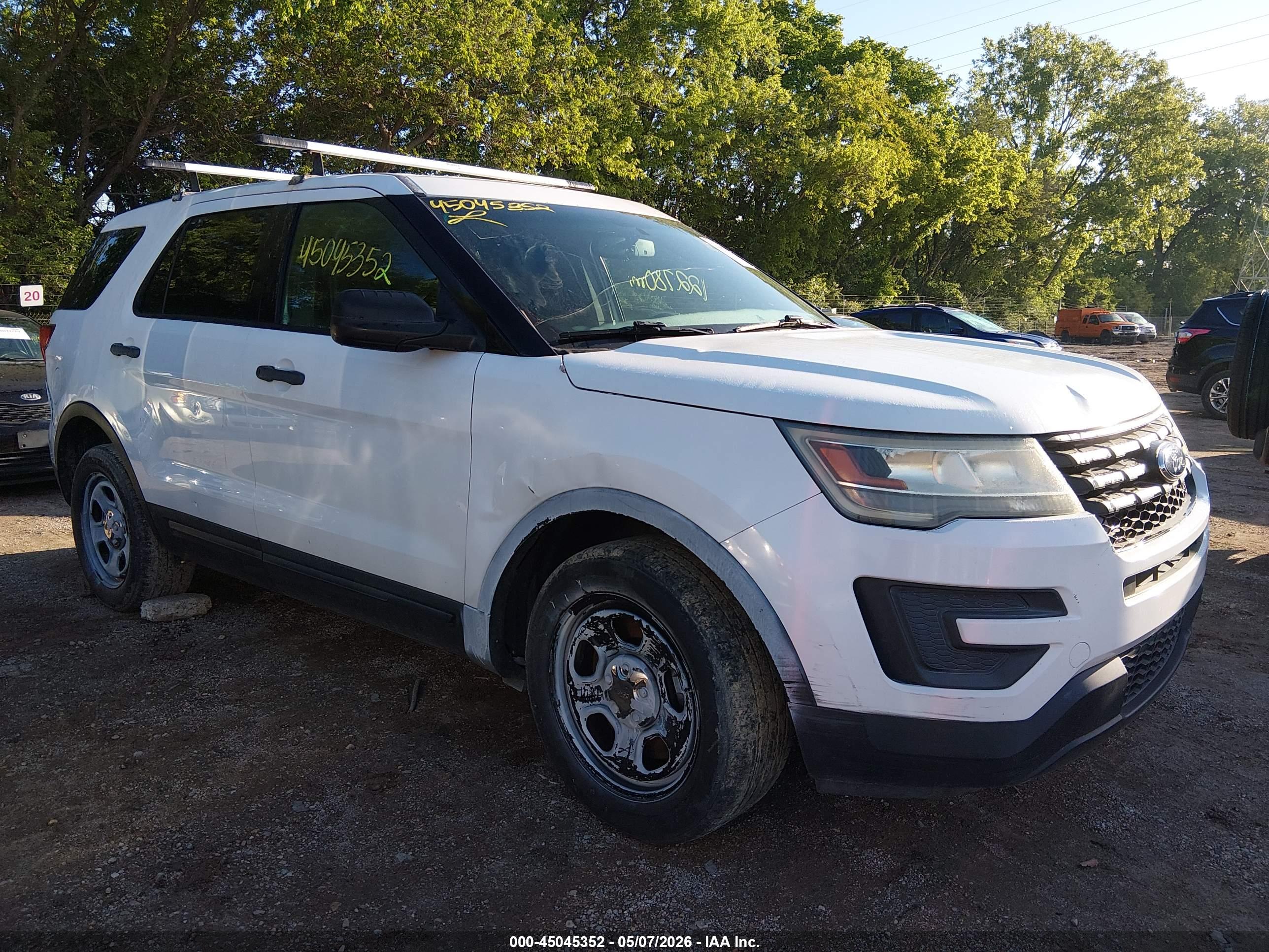 FORD UTILITY image 6