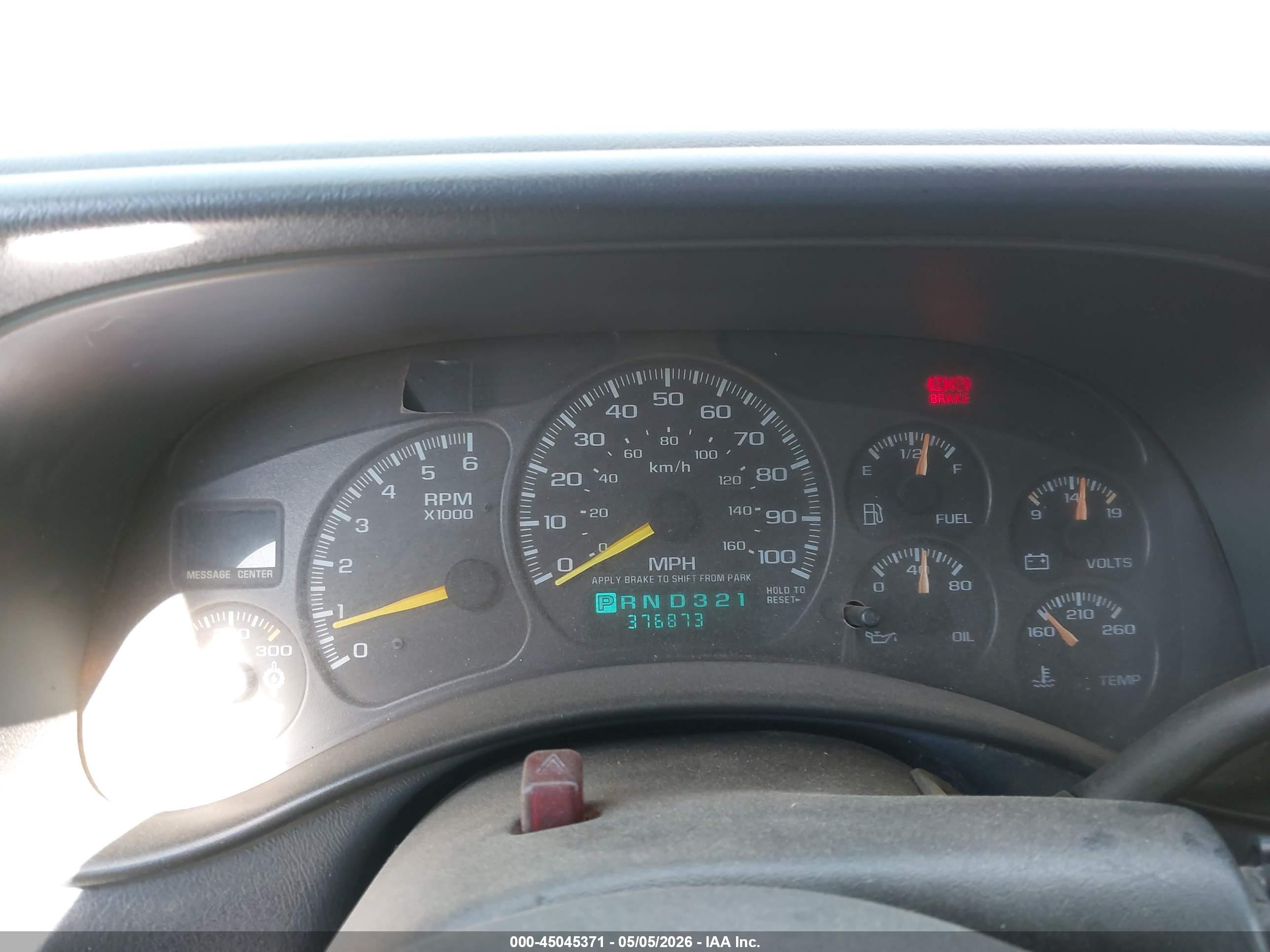 CHEVROLET SILVERADO image 7