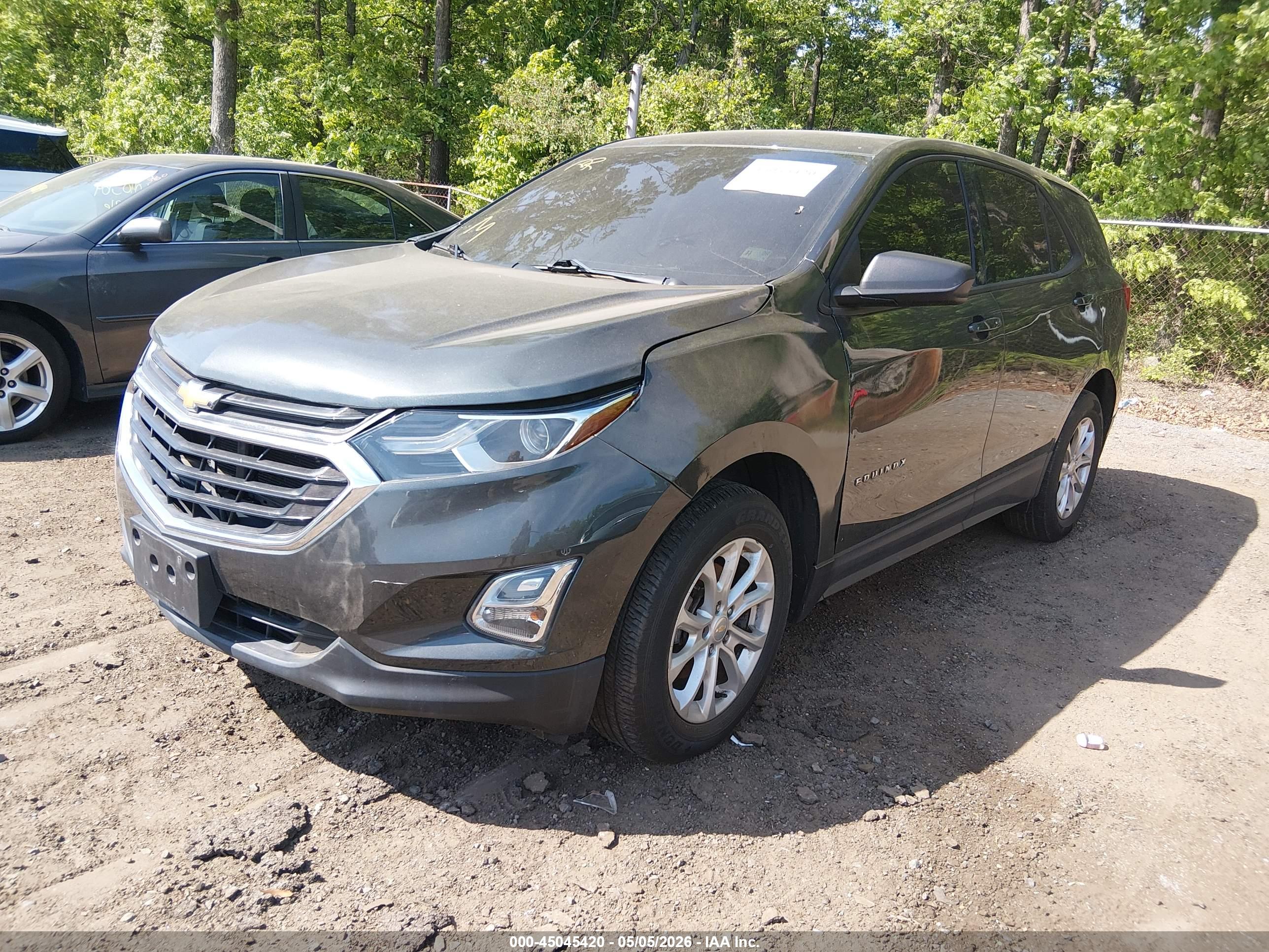 CHEVROLET EQUINOX image 2