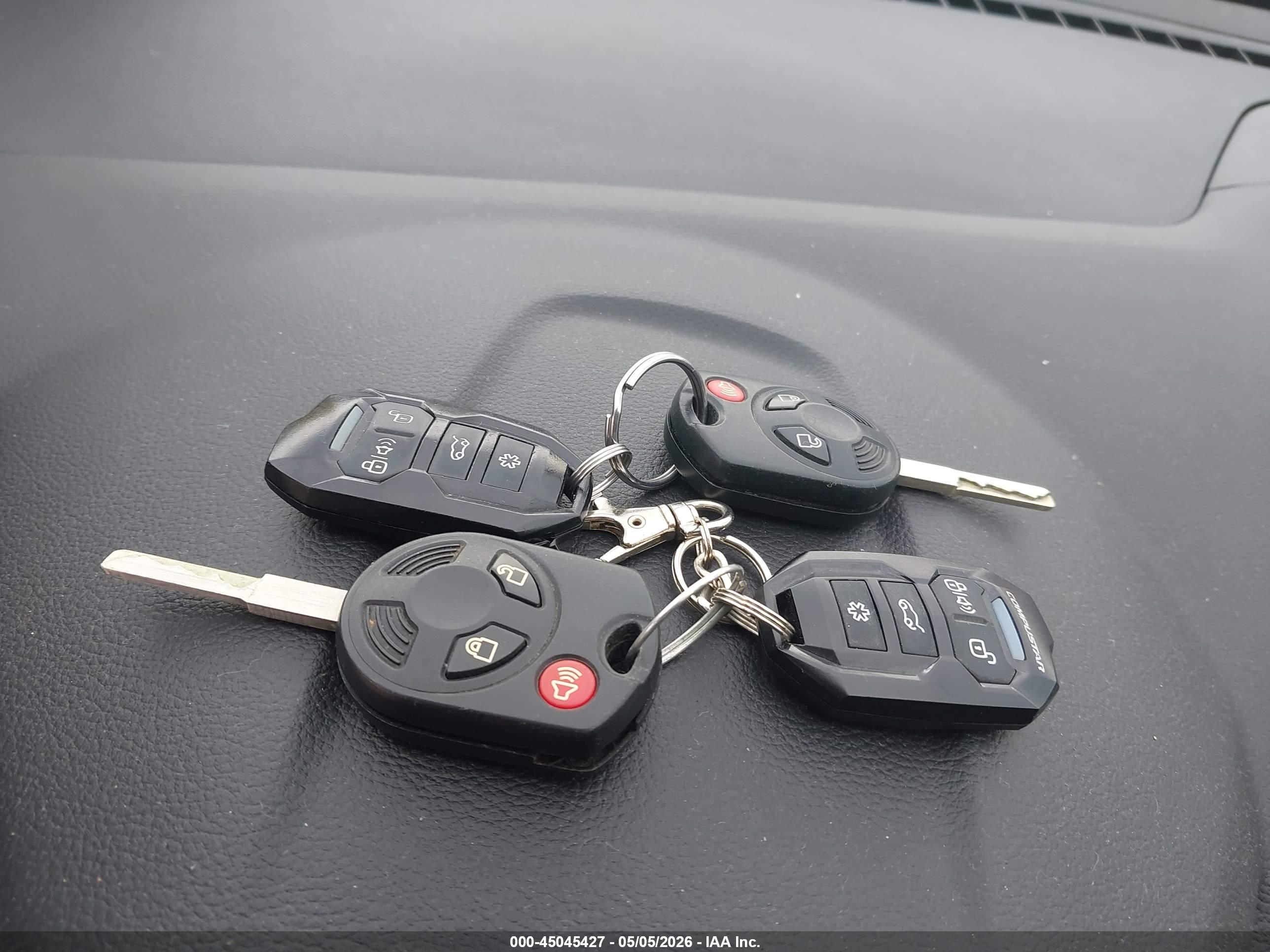 FORD ESCAPE image 11