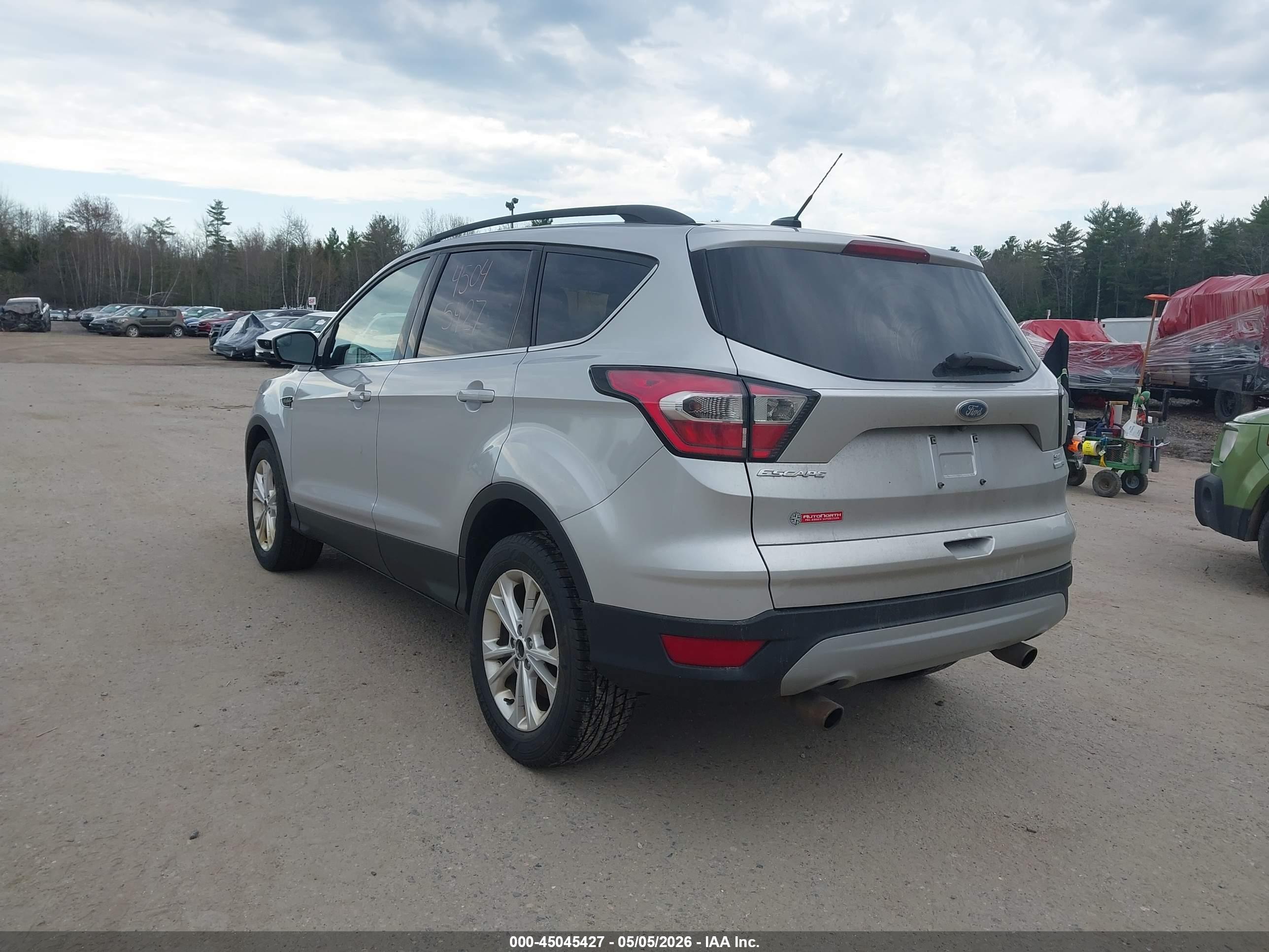 FORD ESCAPE image 3