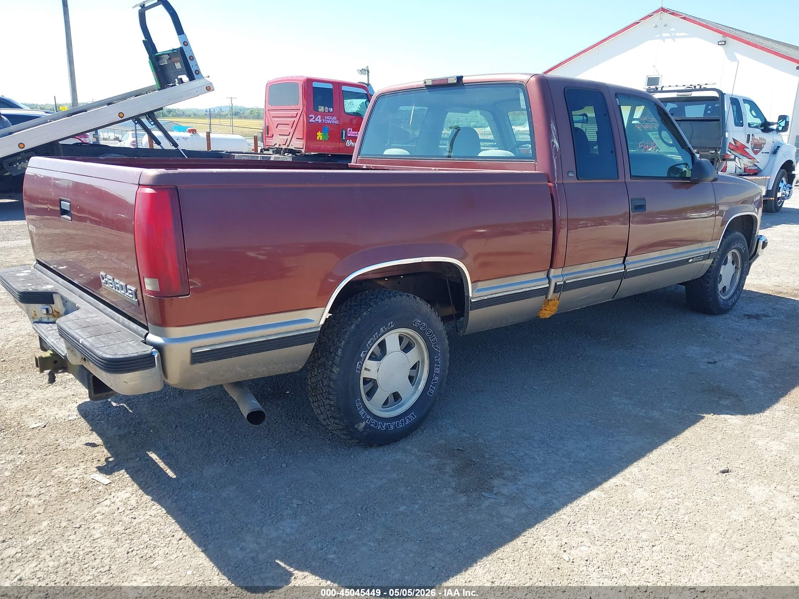 CHEVROLET C1500 image 4