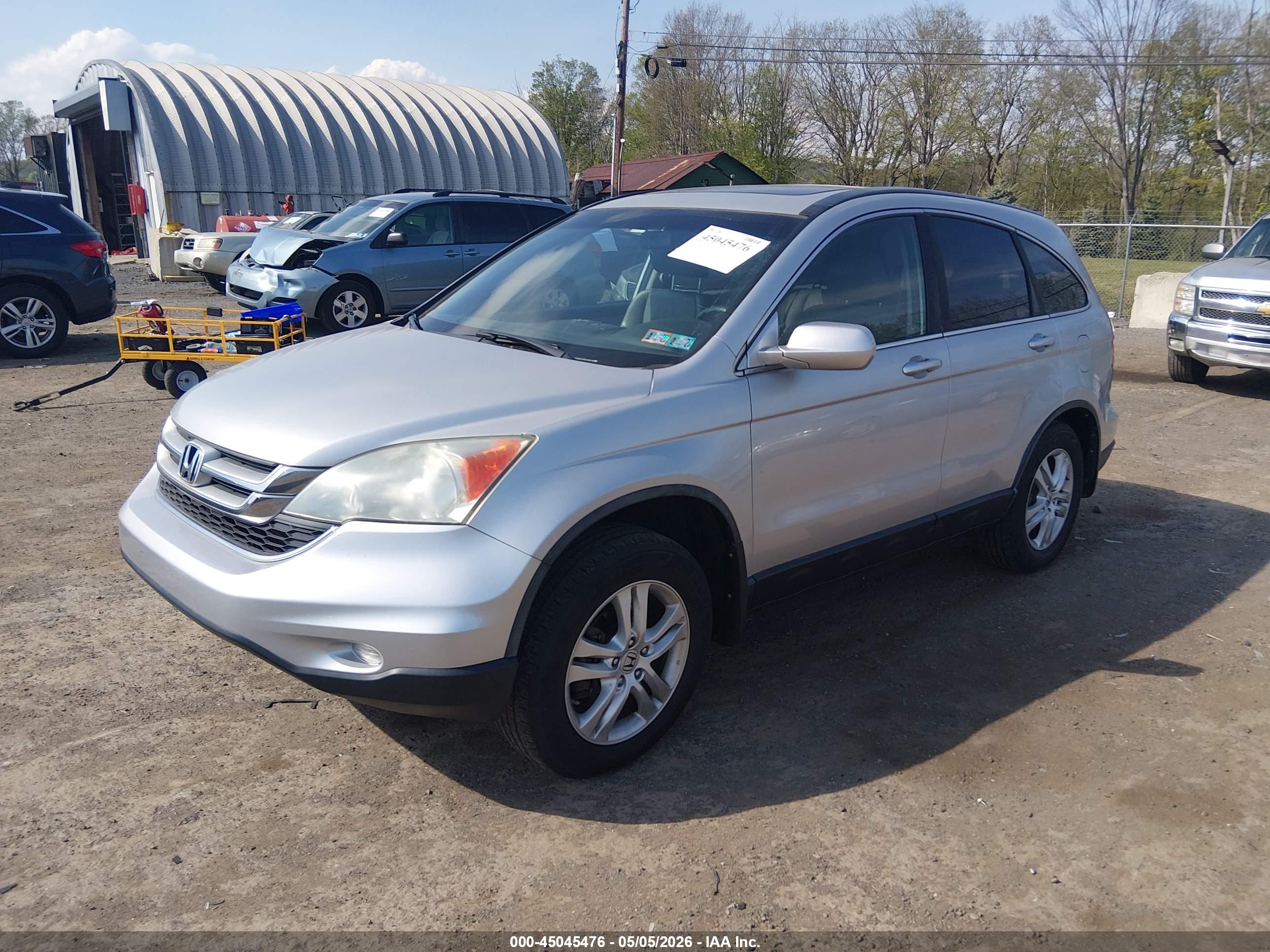HONDA CR-V image 2
