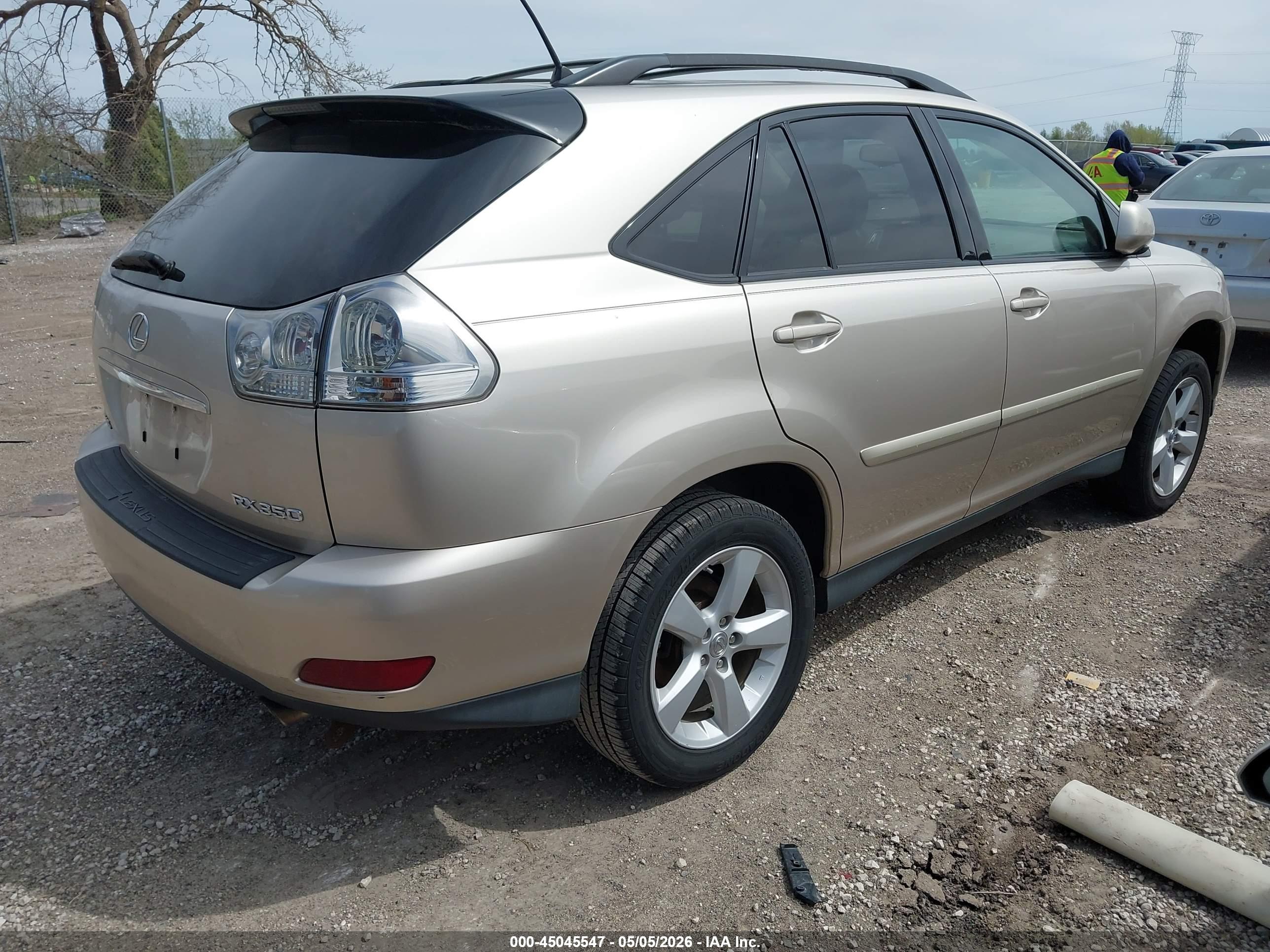 LEXUS RX image 4