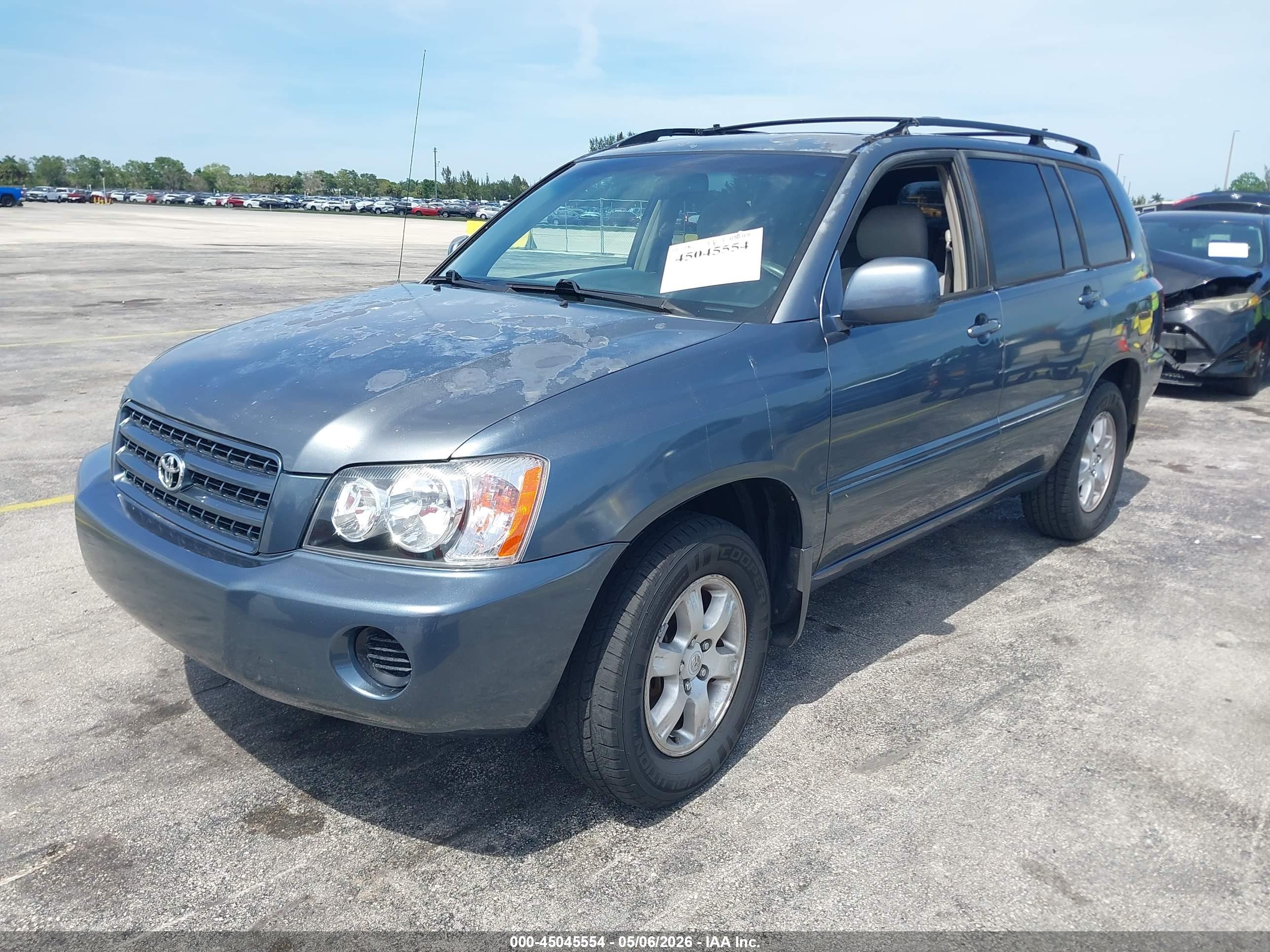TOYOTA HIGHLANDER image 2
