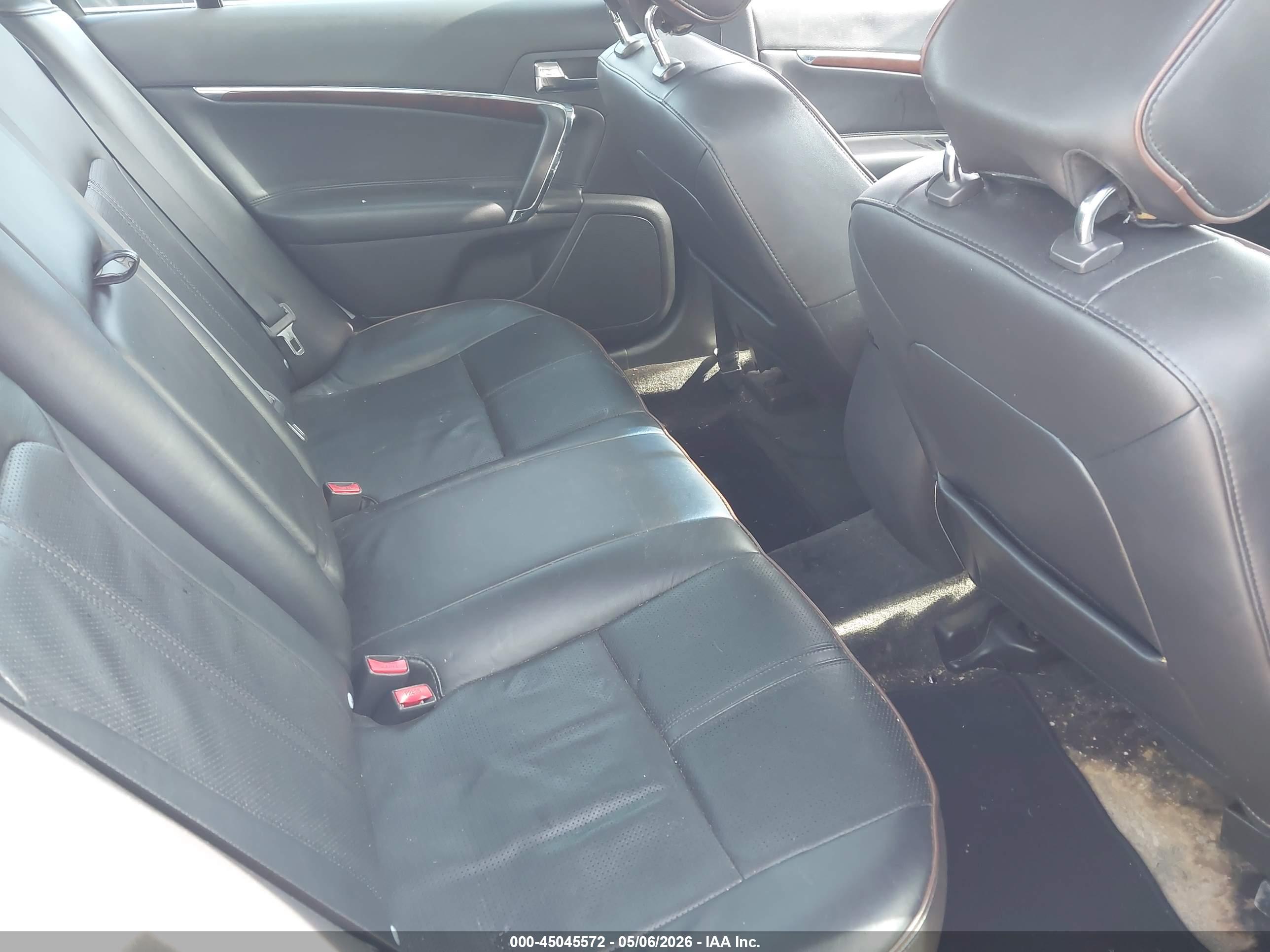 LINCOLN MKZ image 8