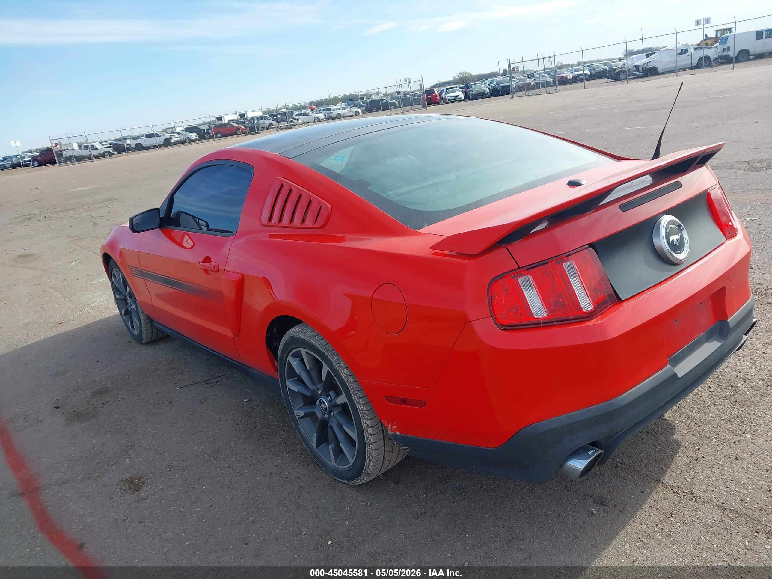 FORD MUSTANG image 3