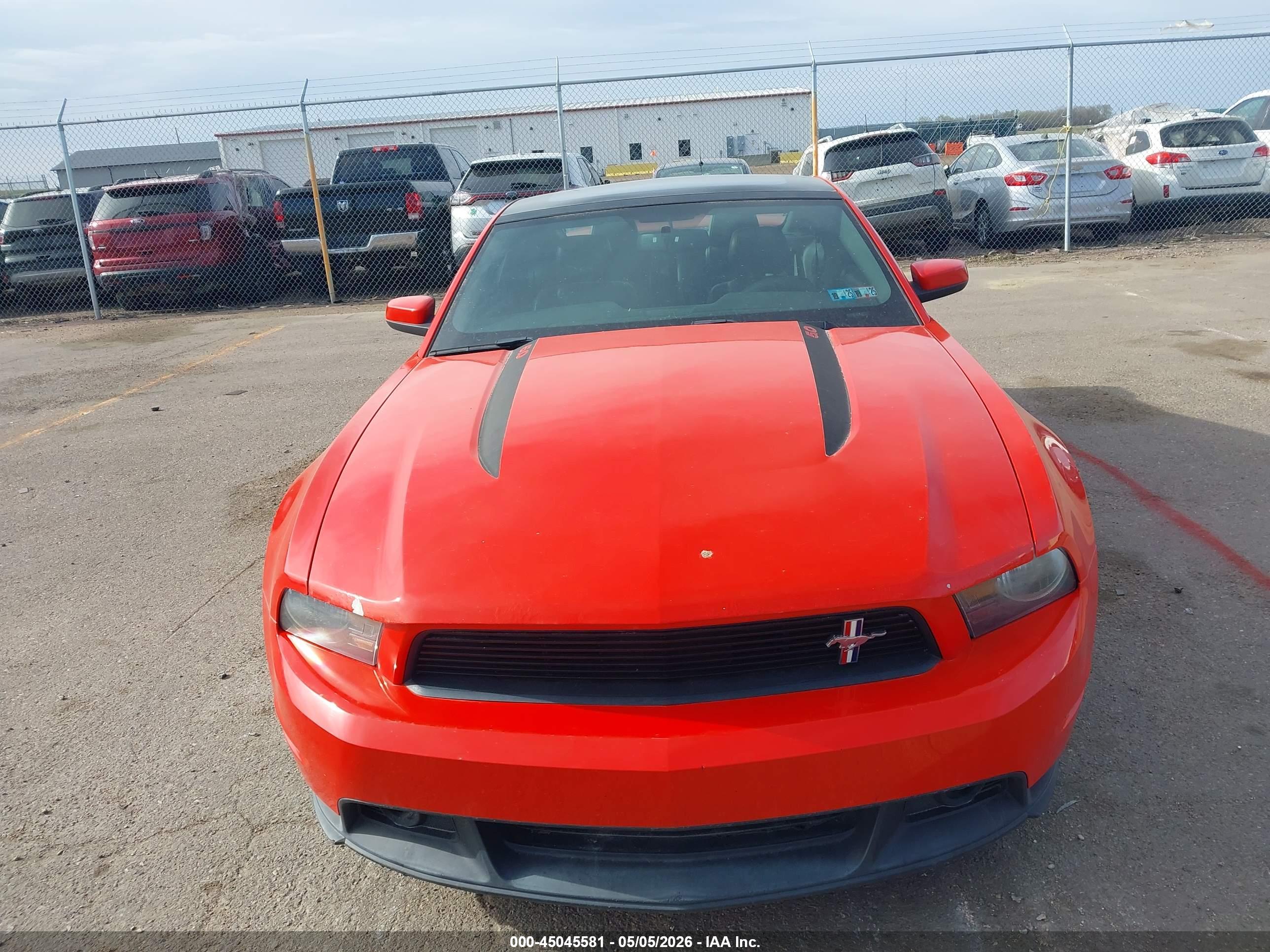 FORD MUSTANG image 6
