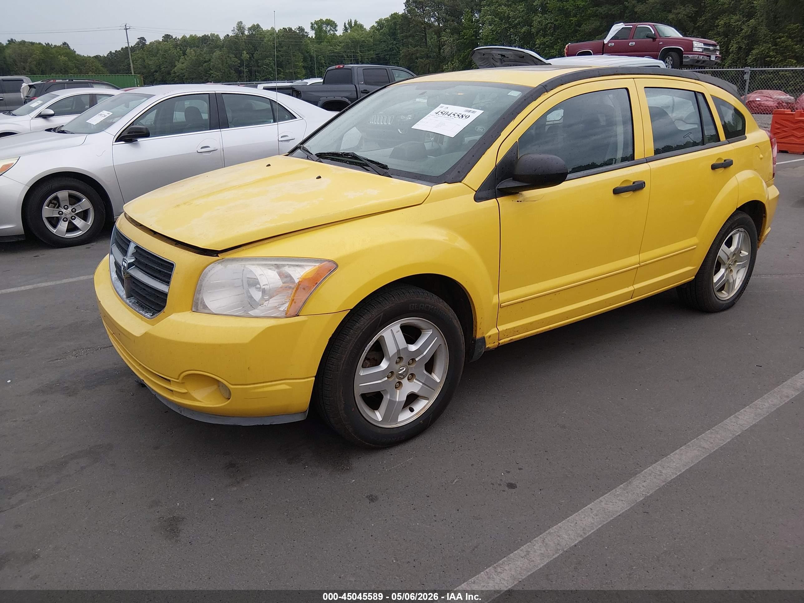 DODGE CALIBER image 2