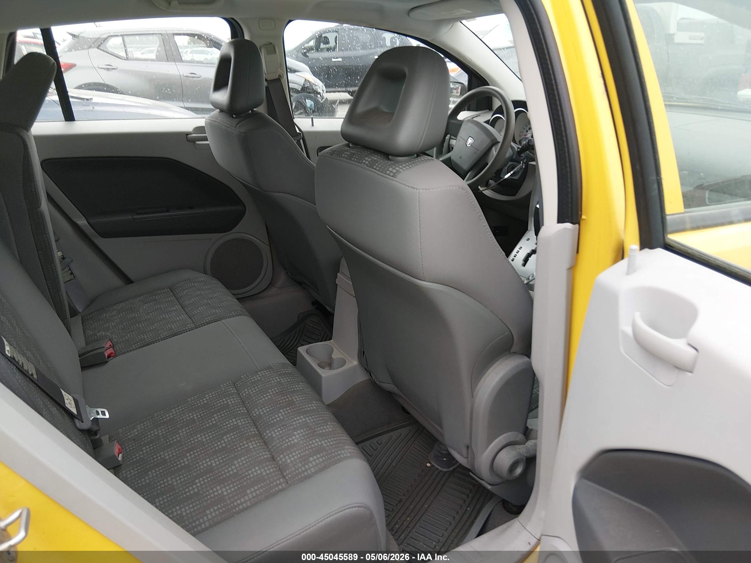 DODGE CALIBER image 8