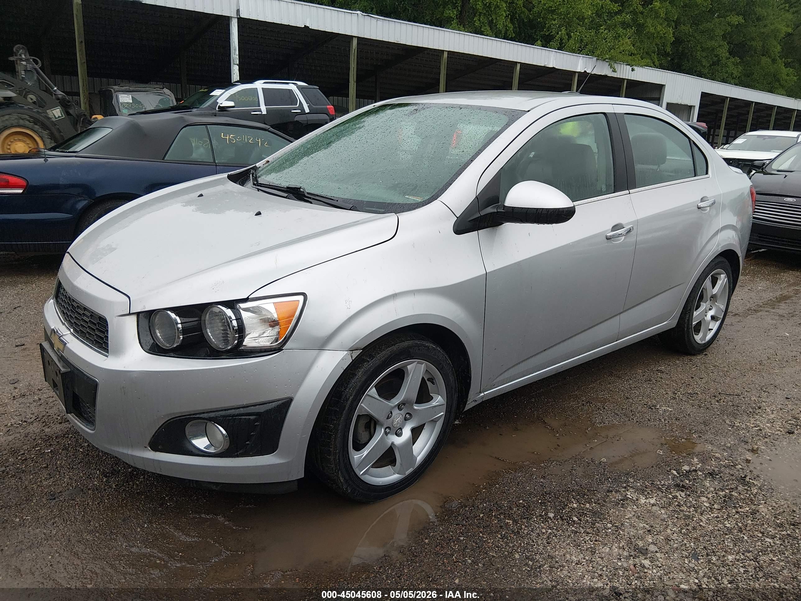 CHEVROLET SONIC image 2