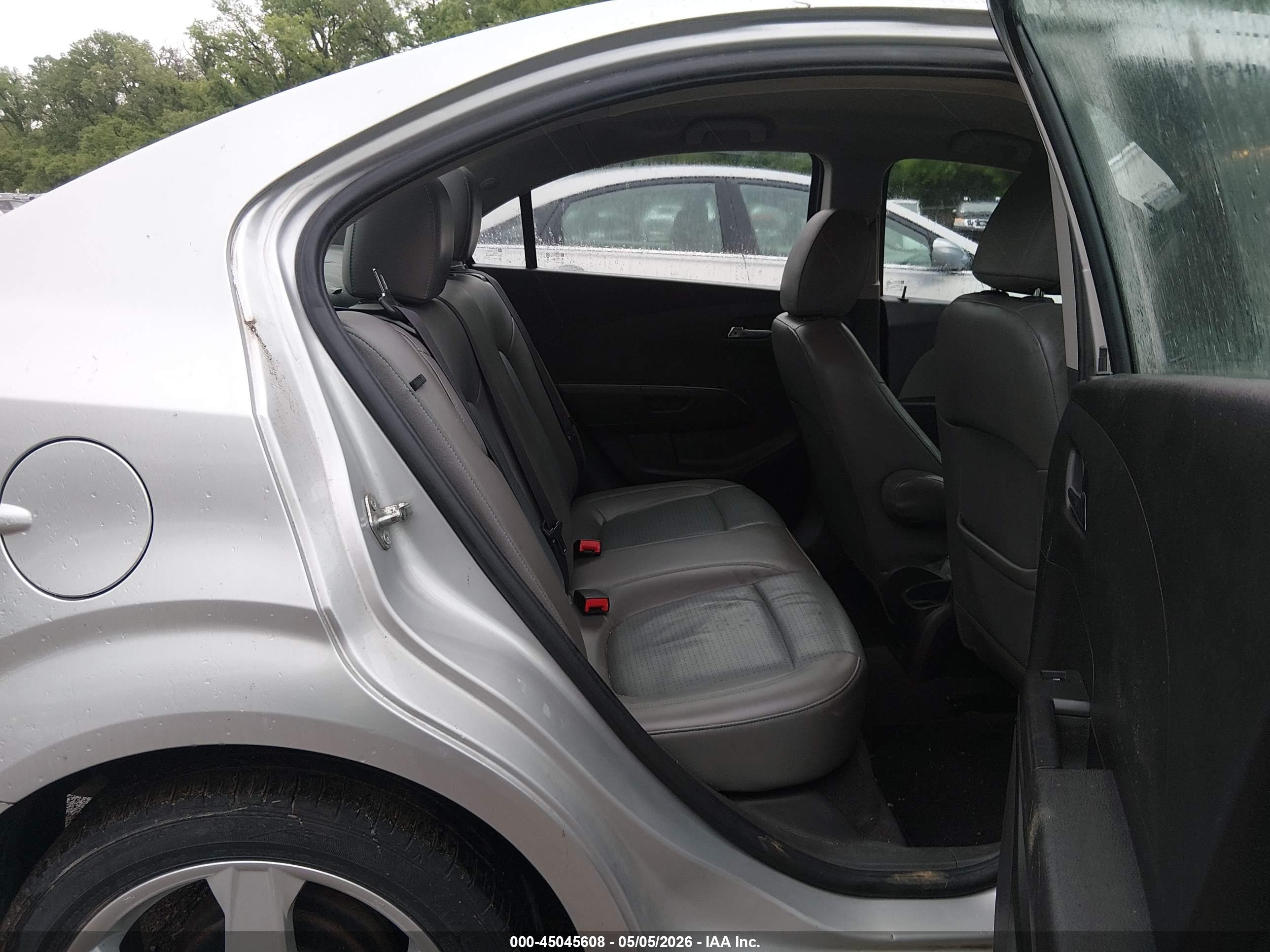 CHEVROLET SONIC image 8