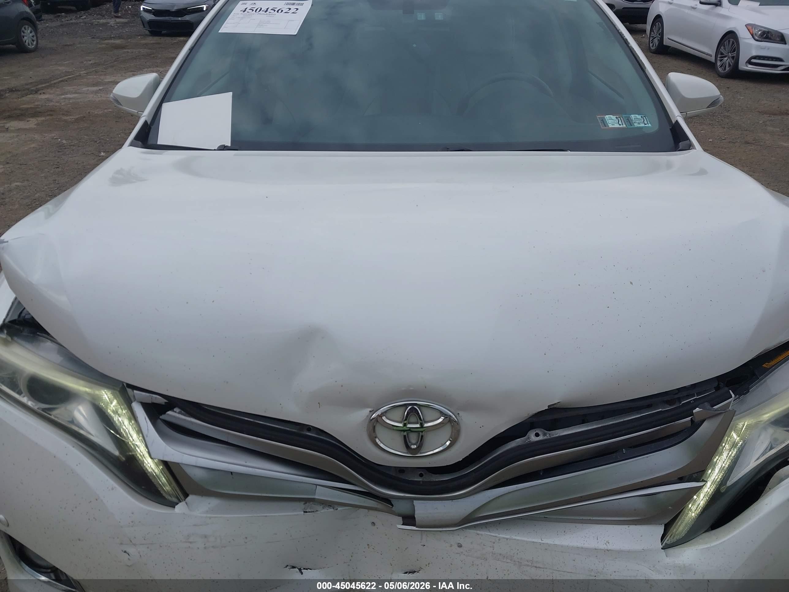 TOYOTA VENZA image 10