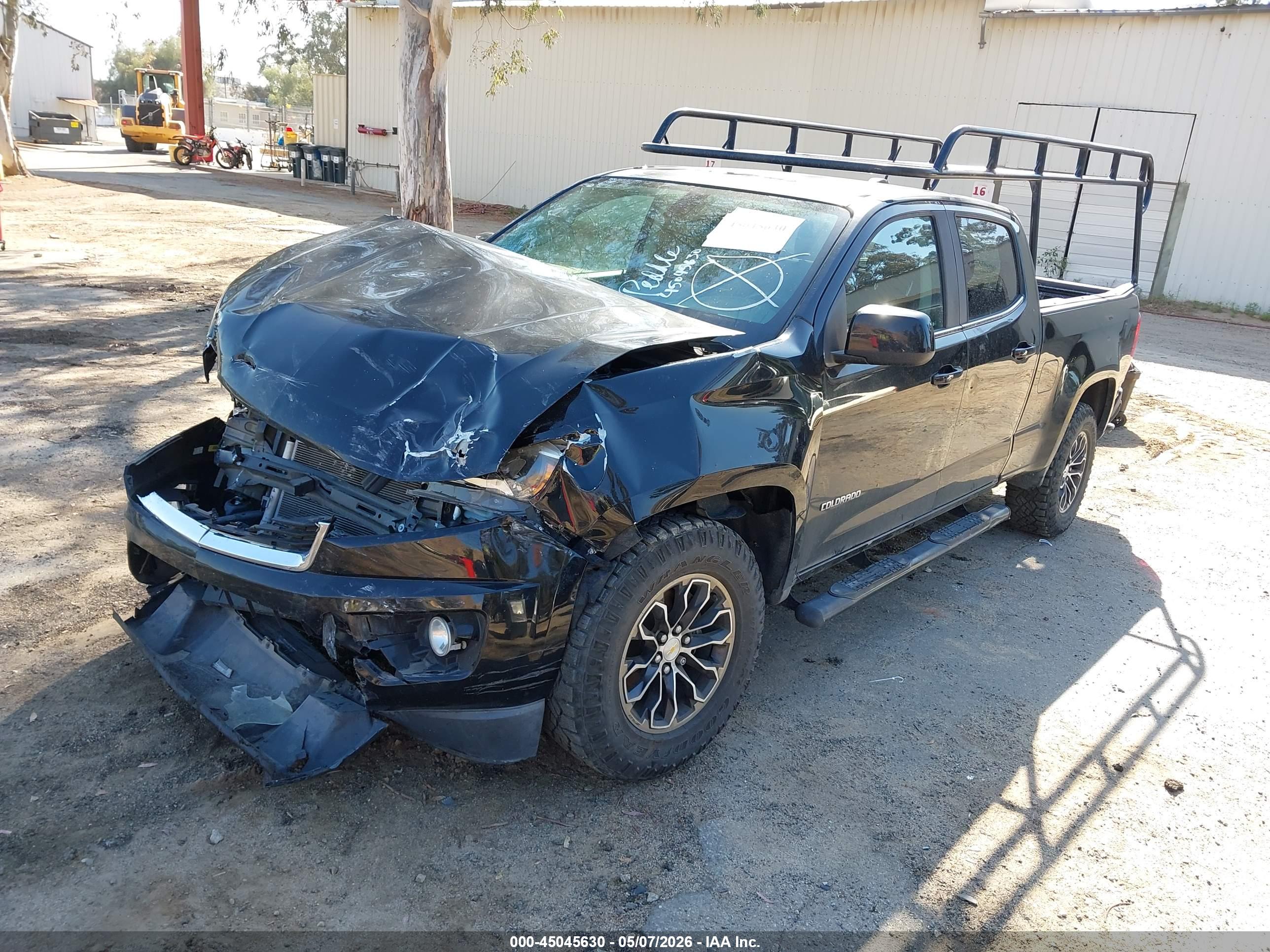 CHEVROLET COLORADO image 2