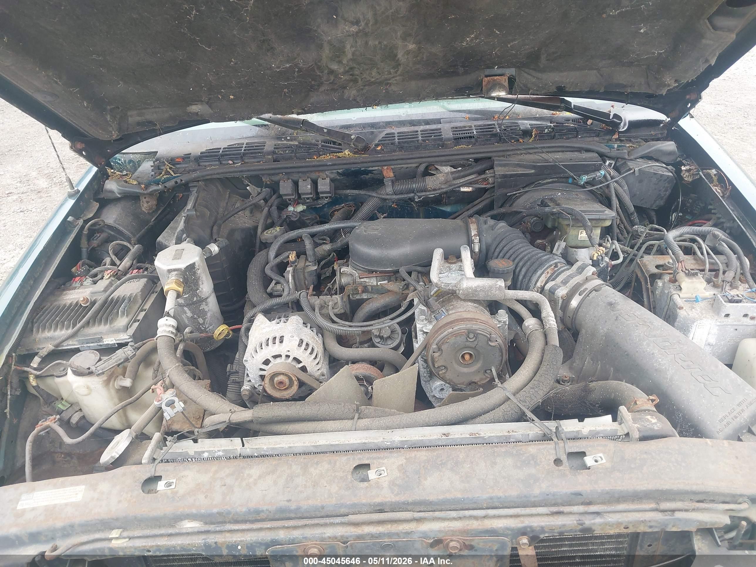 CHEVROLET BLAZER image 10