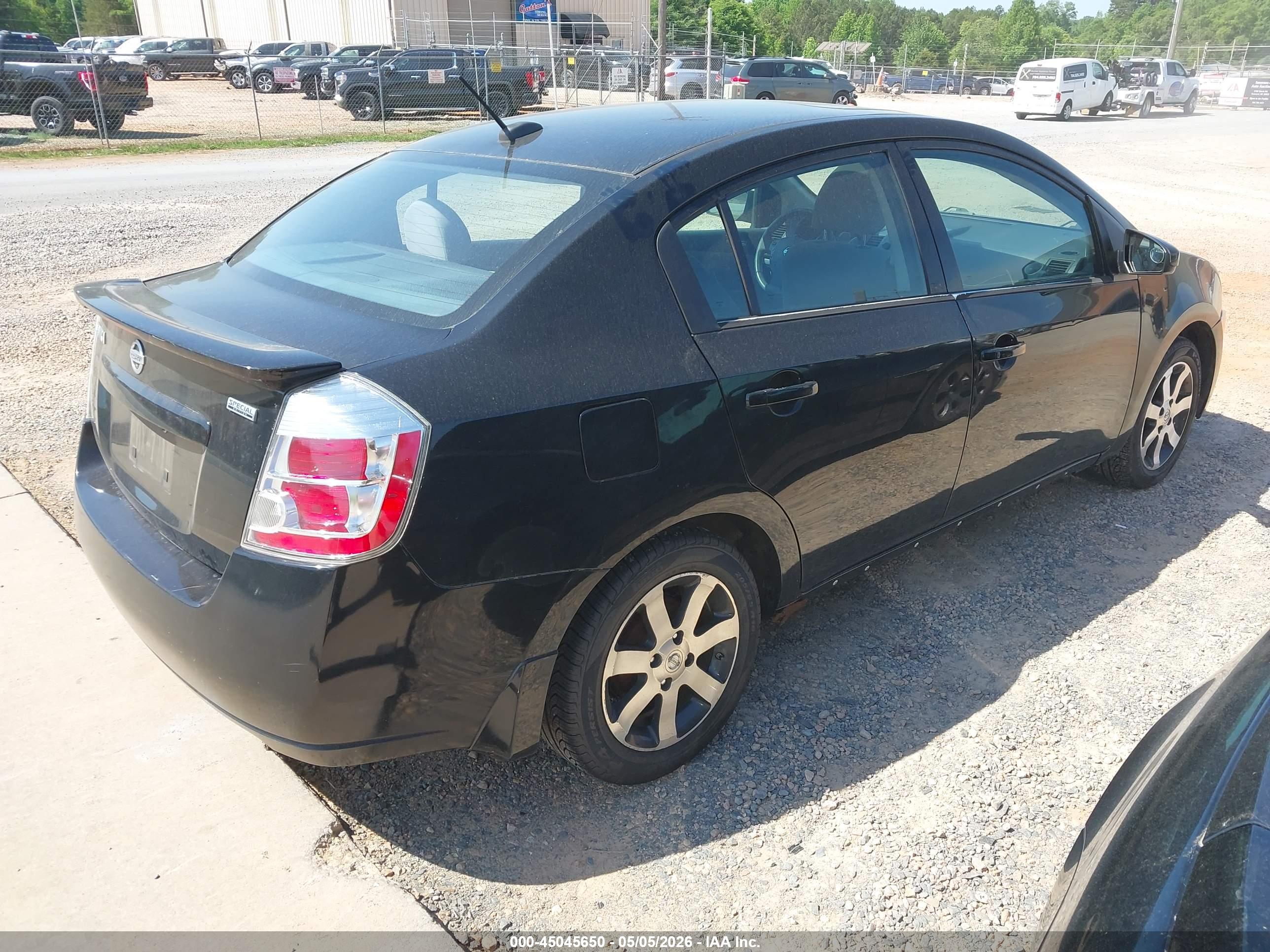 NISSAN SENTRA image 4
