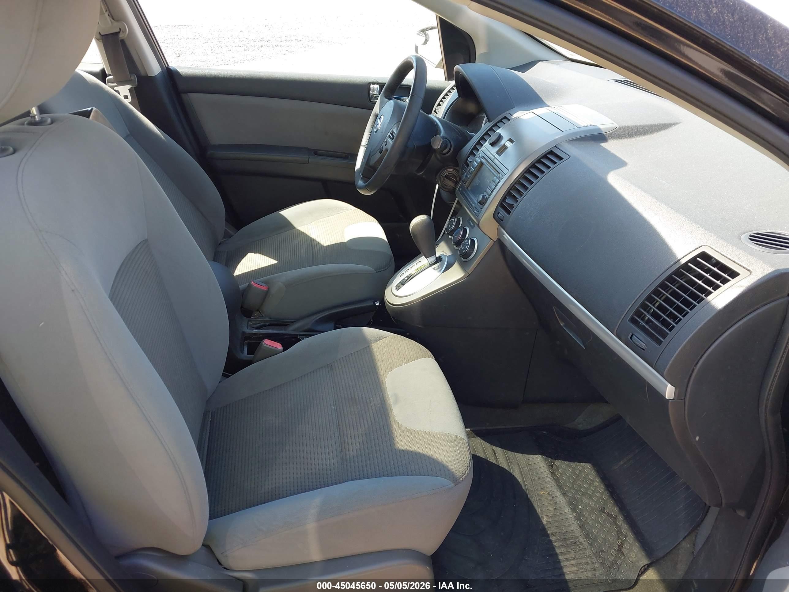 NISSAN SENTRA image 5
