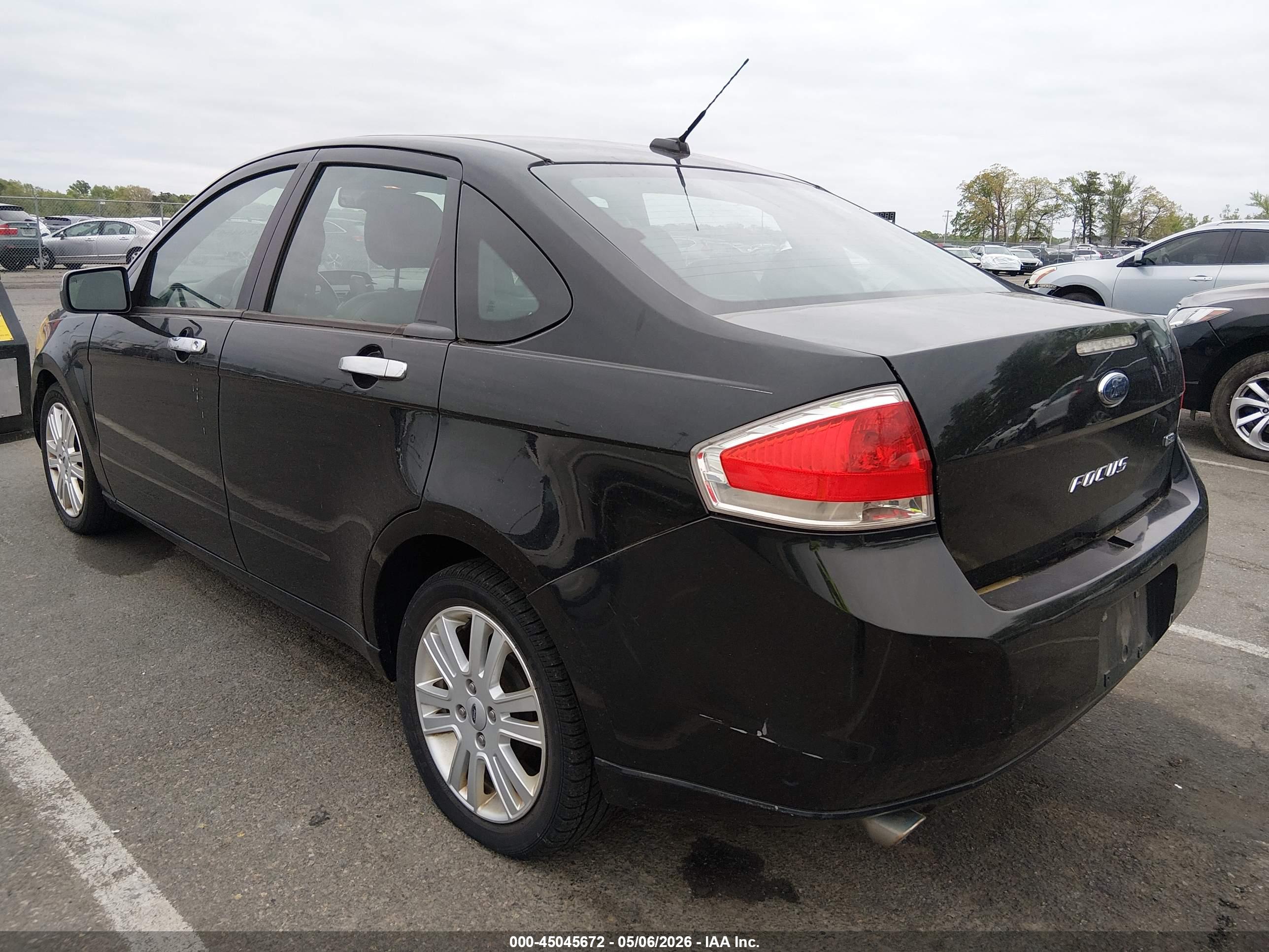 FORD FOCUS image 6