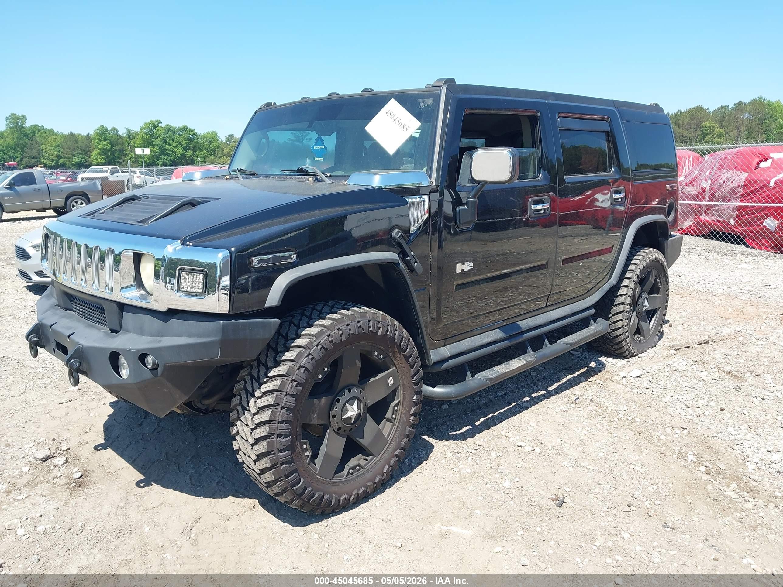HUMMER H2 image 2