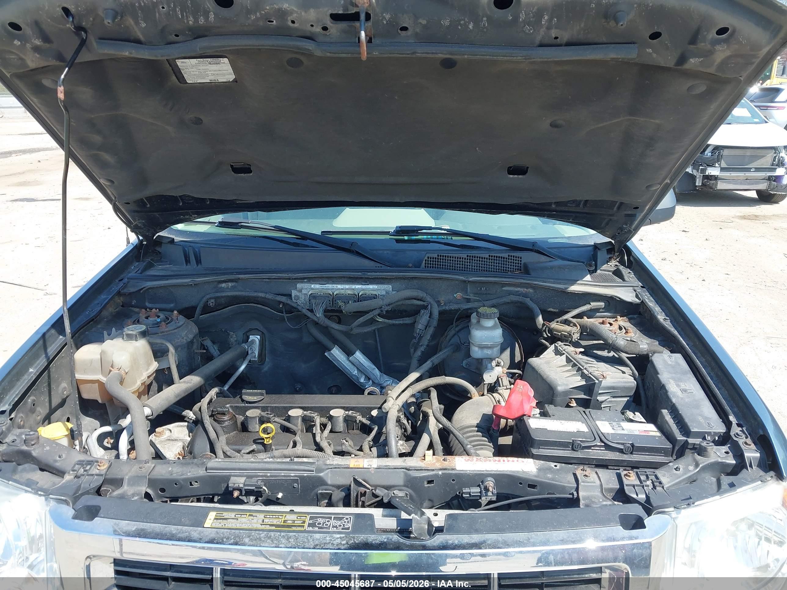 FORD ESCAPE image 10