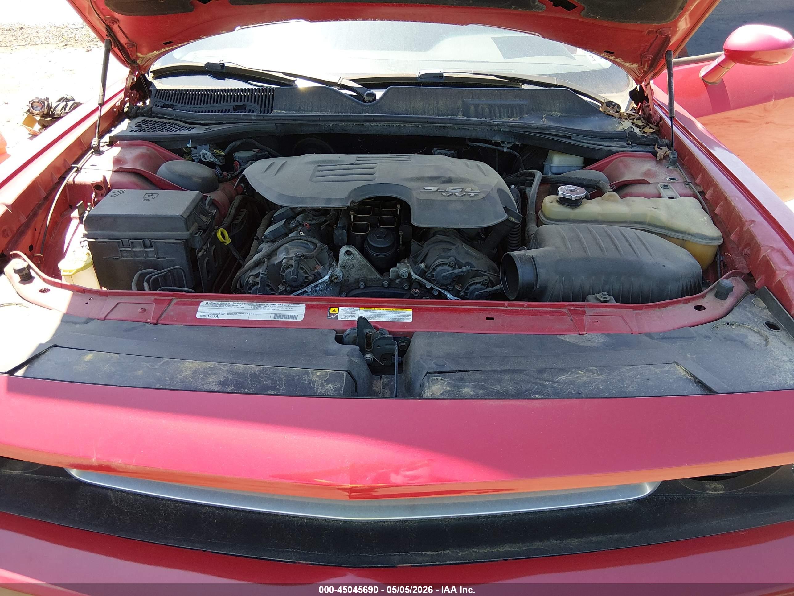 DODGE CHALLENGER image 10