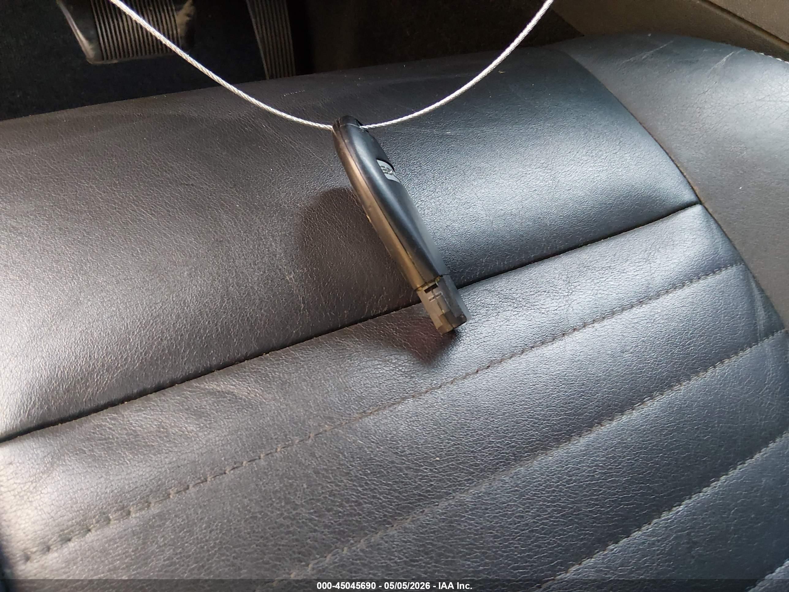 DODGE CHALLENGER image 11