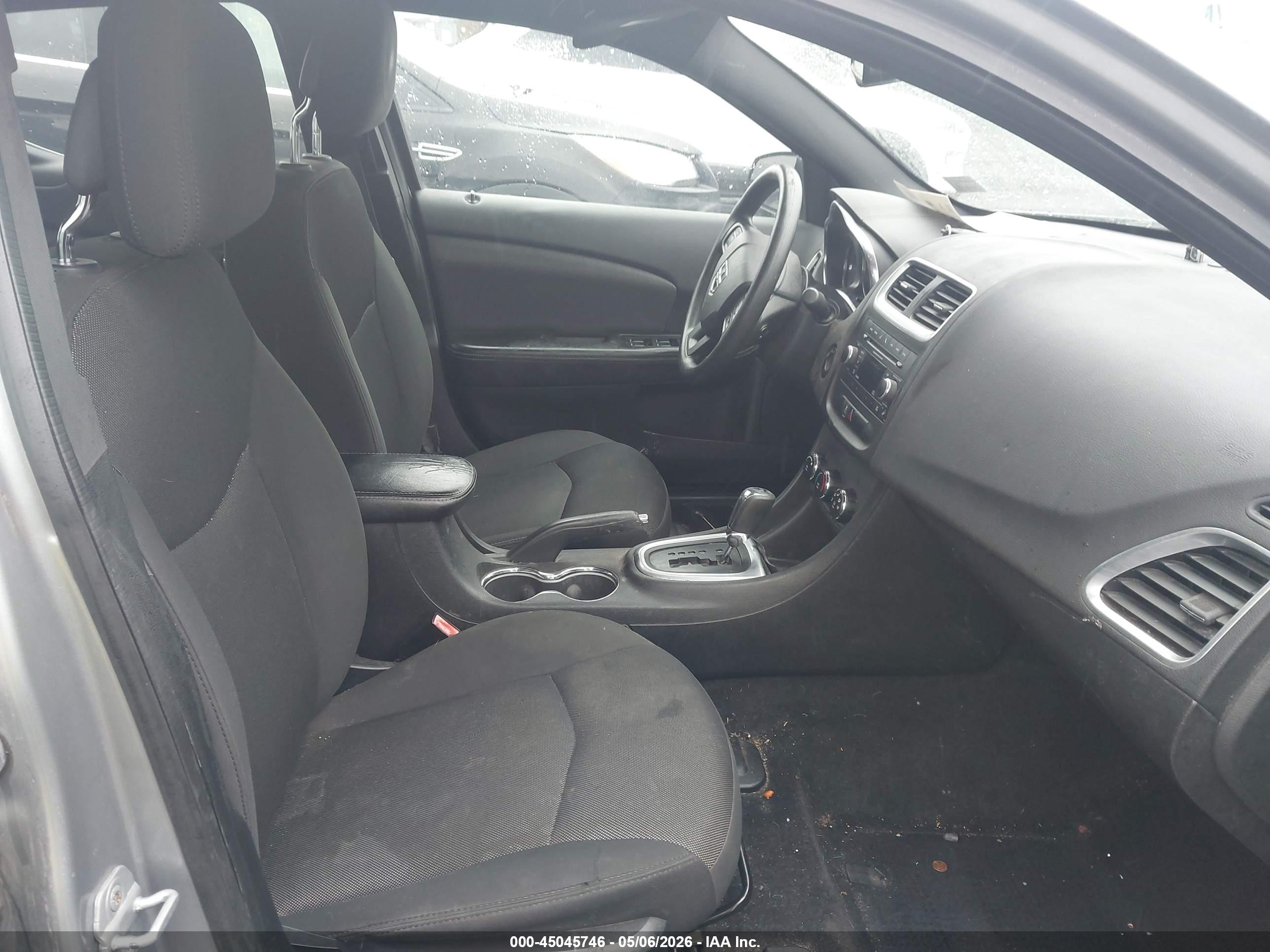 DODGE AVENGER image 5