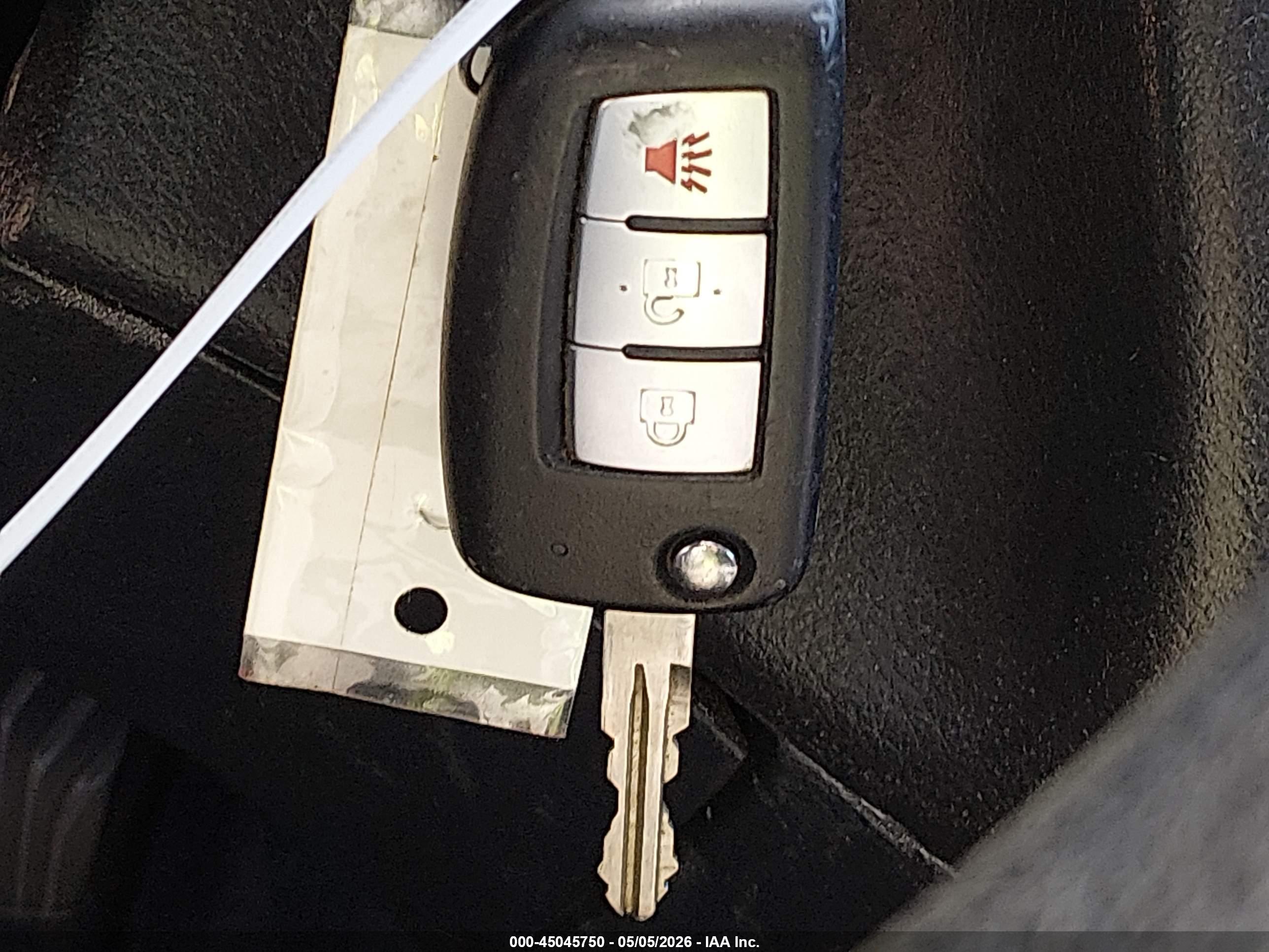 NISSAN ROGUE image 11