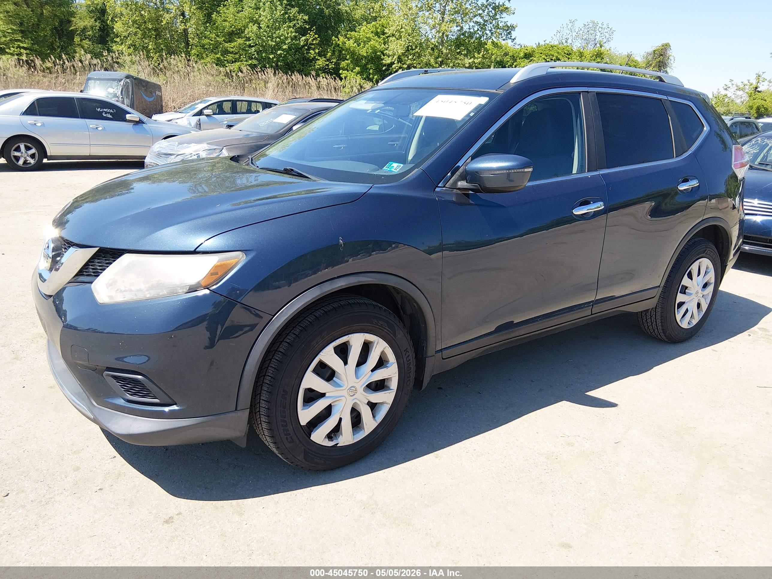 NISSAN ROGUE image 2