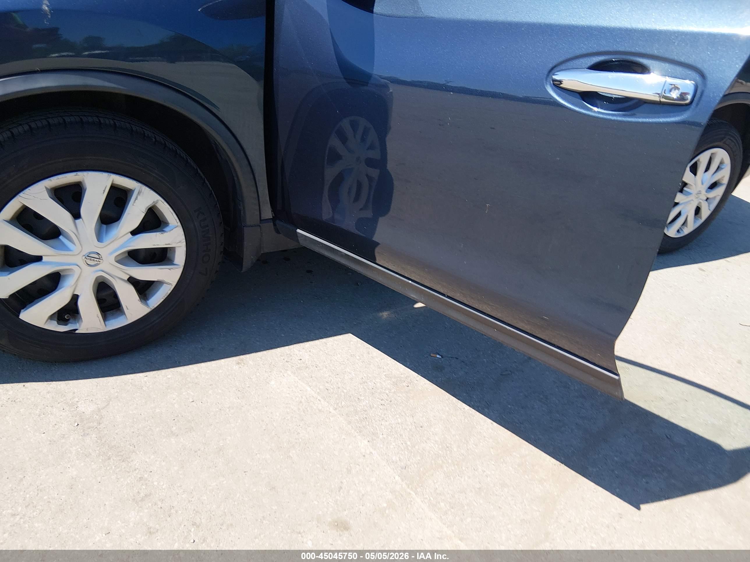 NISSAN ROGUE image 6