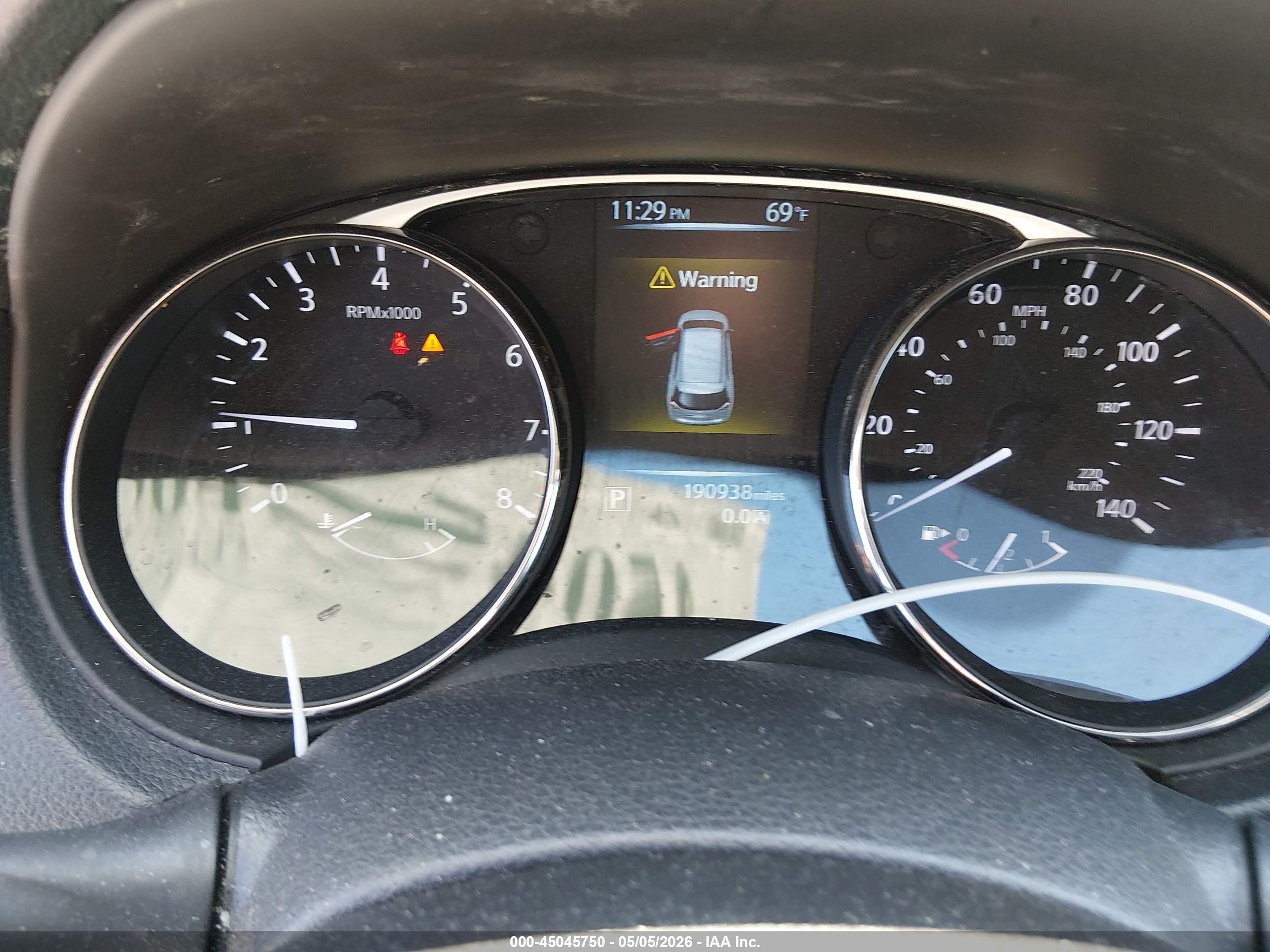 NISSAN ROGUE image 7