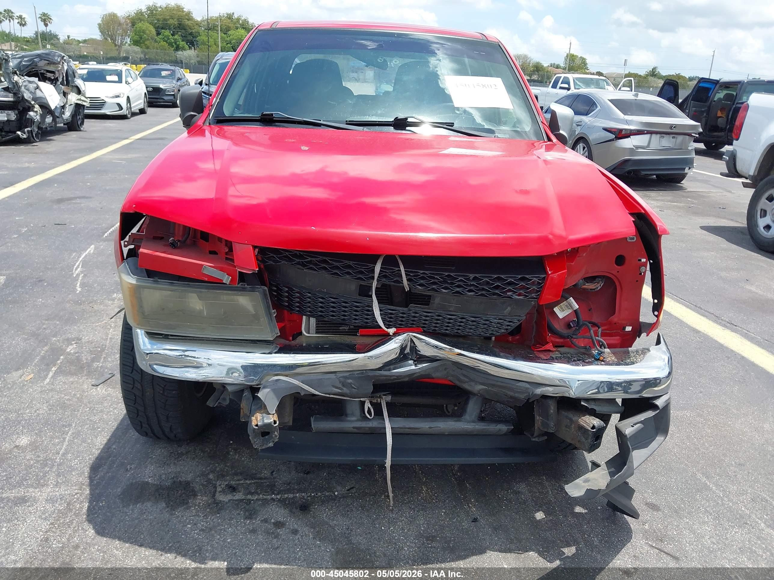 CHEVROLET COLORADO image 6