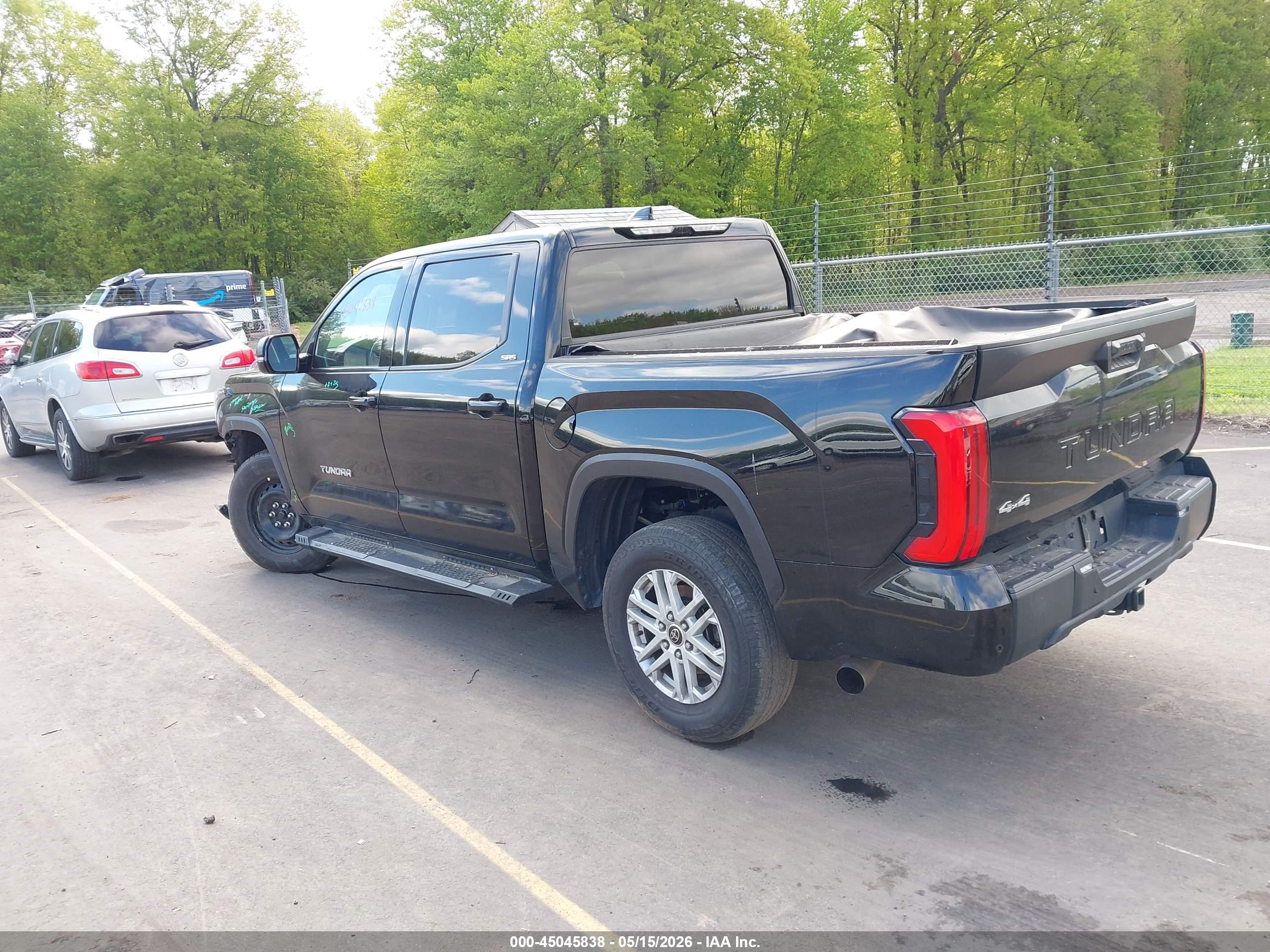 TOYOTA TUNDRA image 3