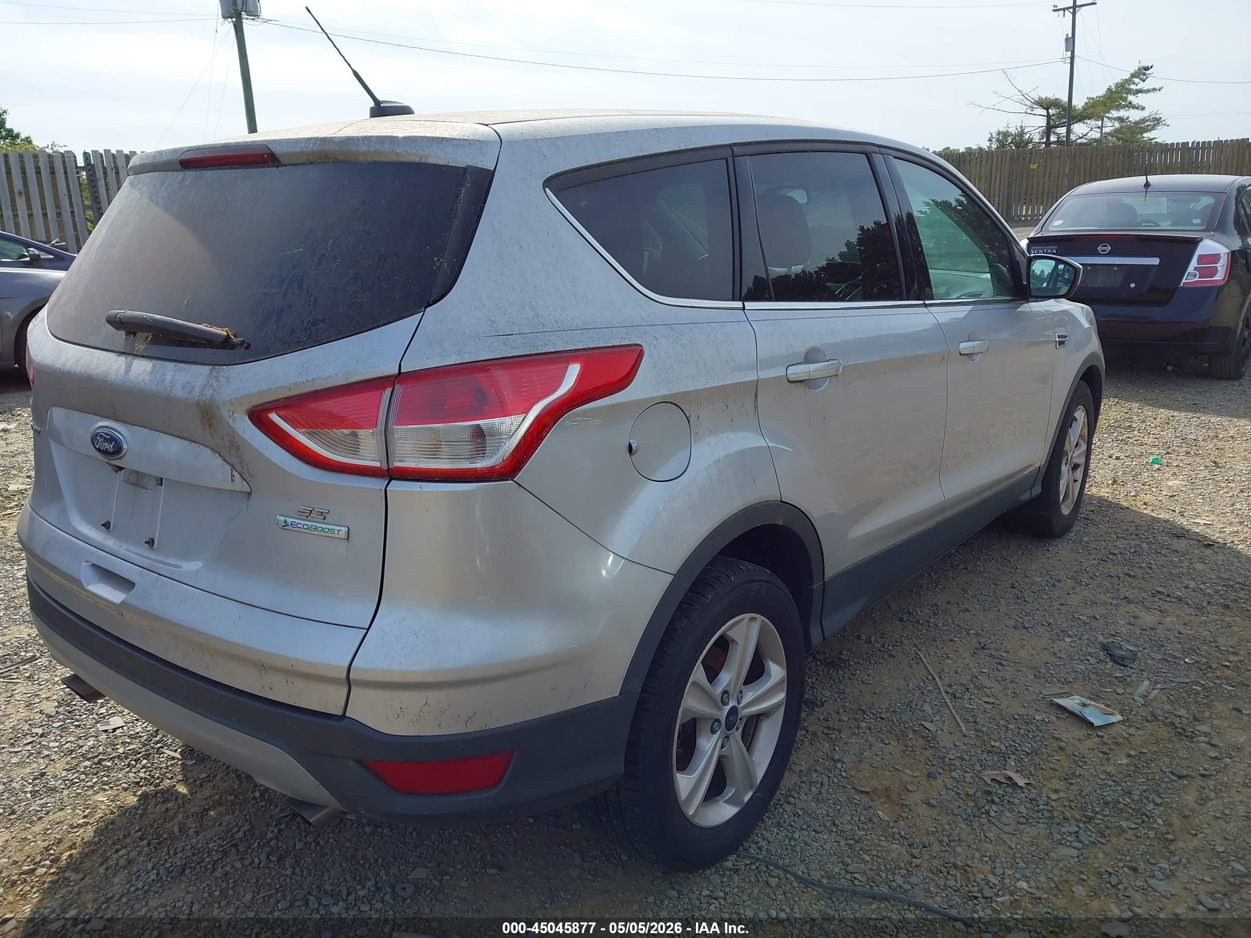 FORD ESCAPE image 4