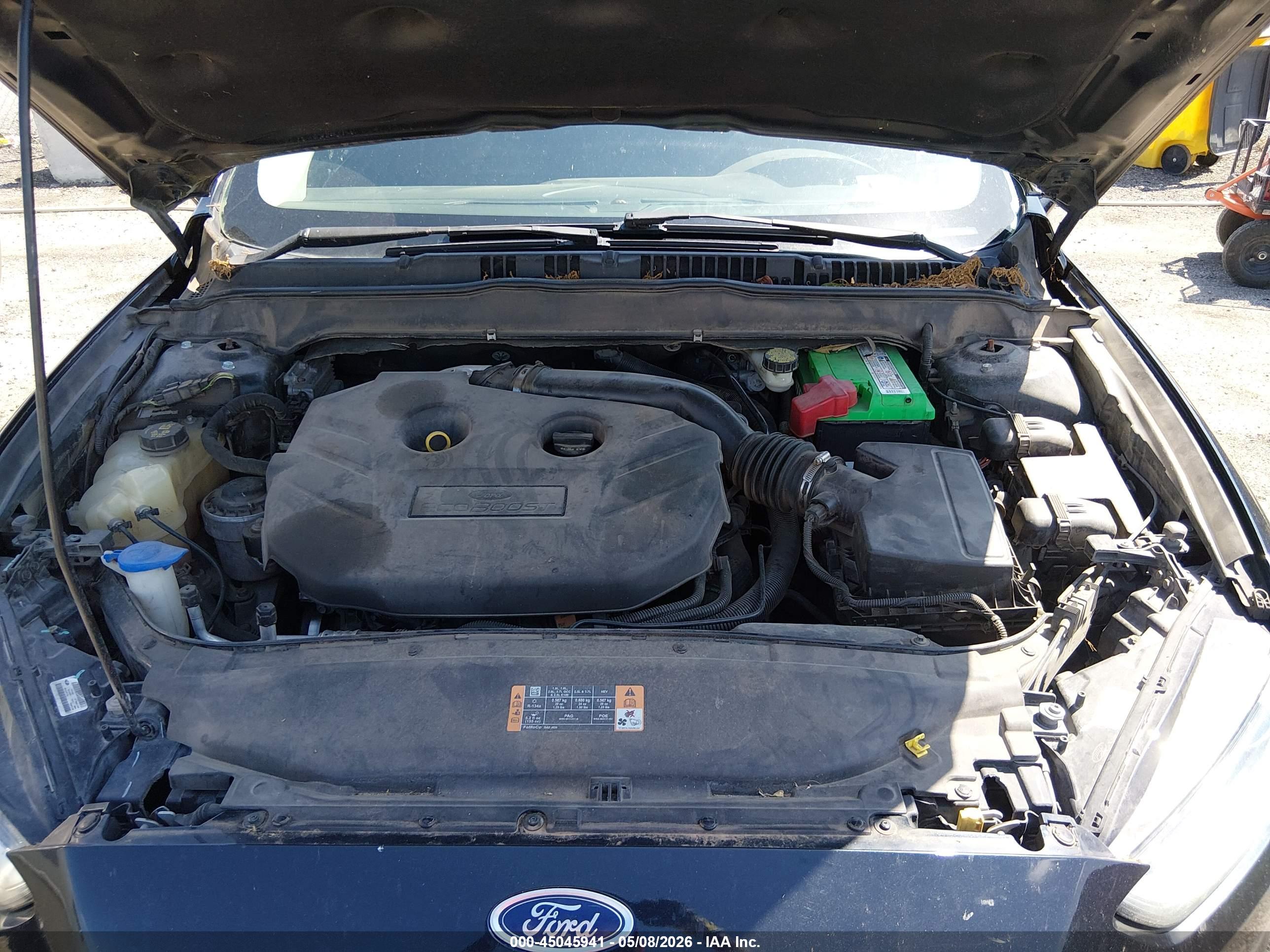 FORD FUSION image 10