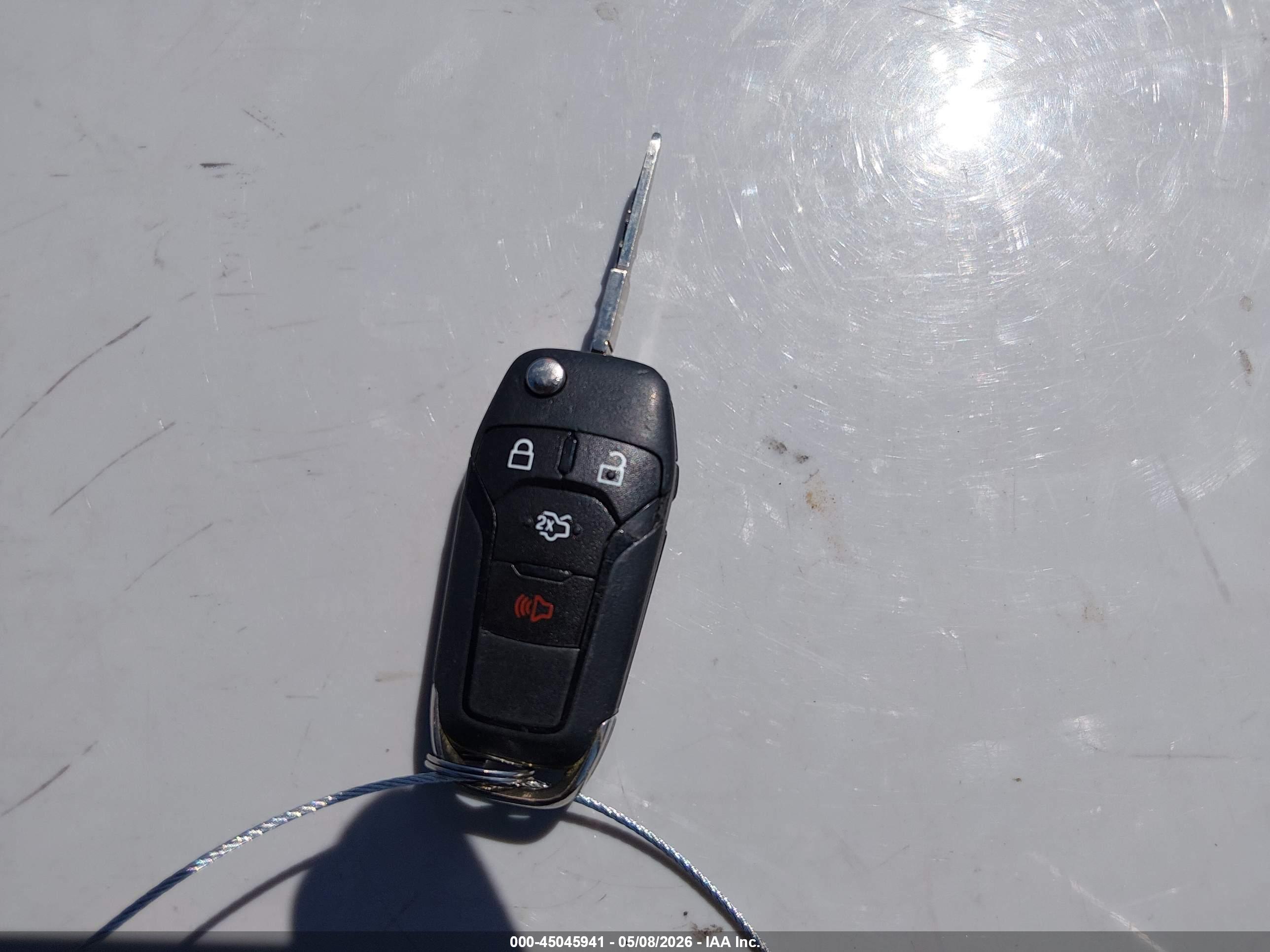 FORD FUSION image 11
