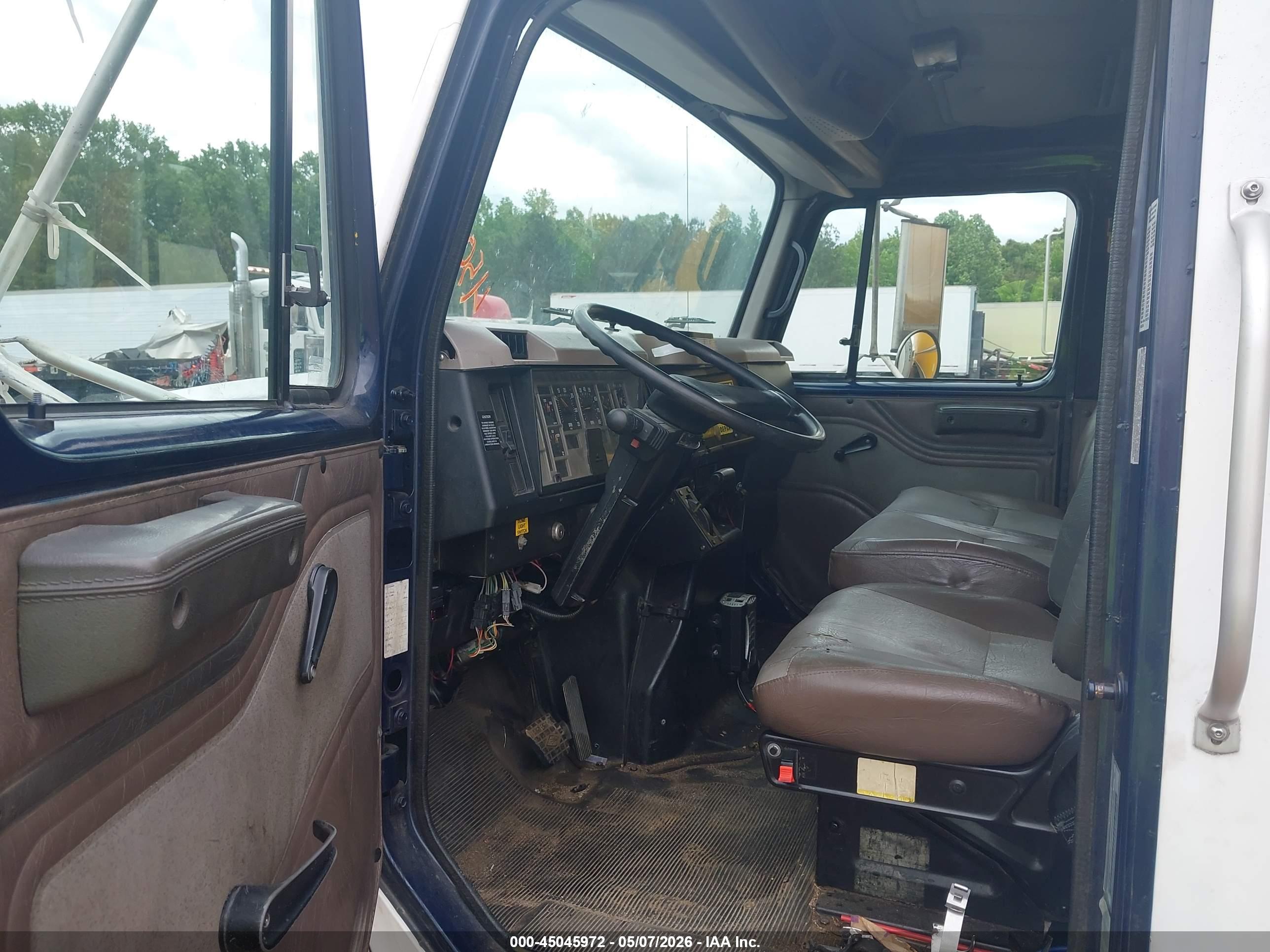 INTERNATIONAL 4000 image 7