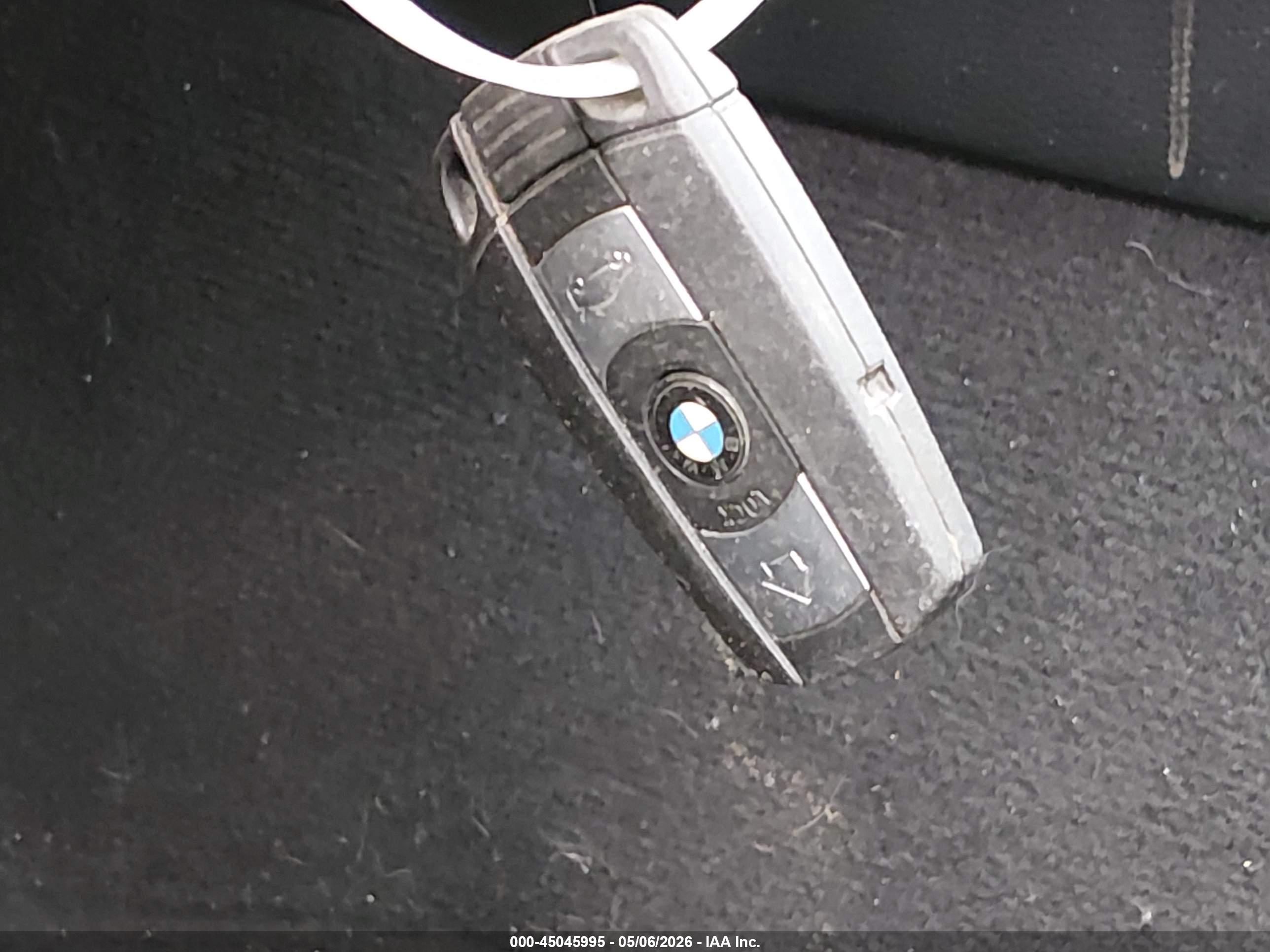 BMW 328I image 11