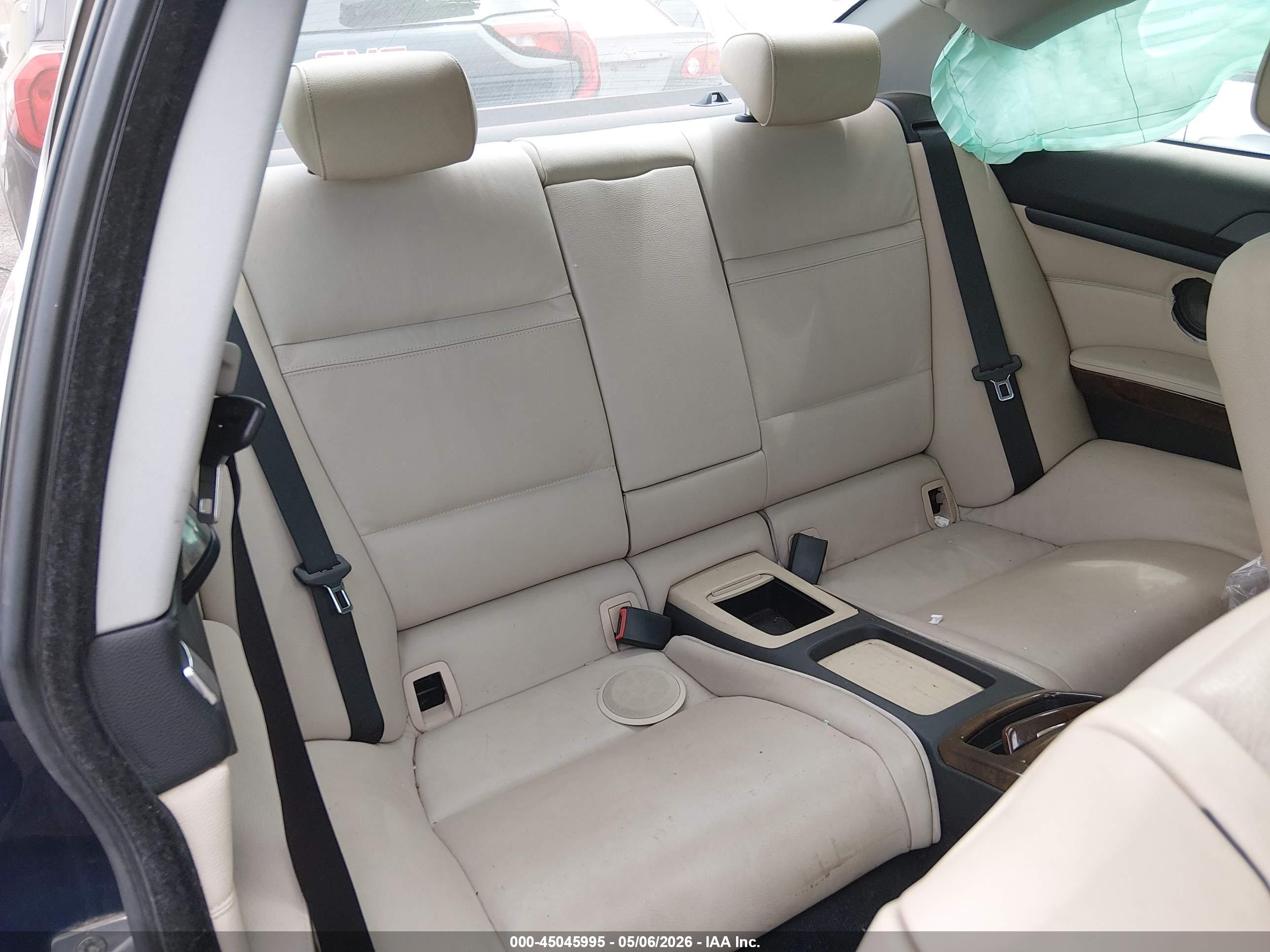 BMW 328I image 8