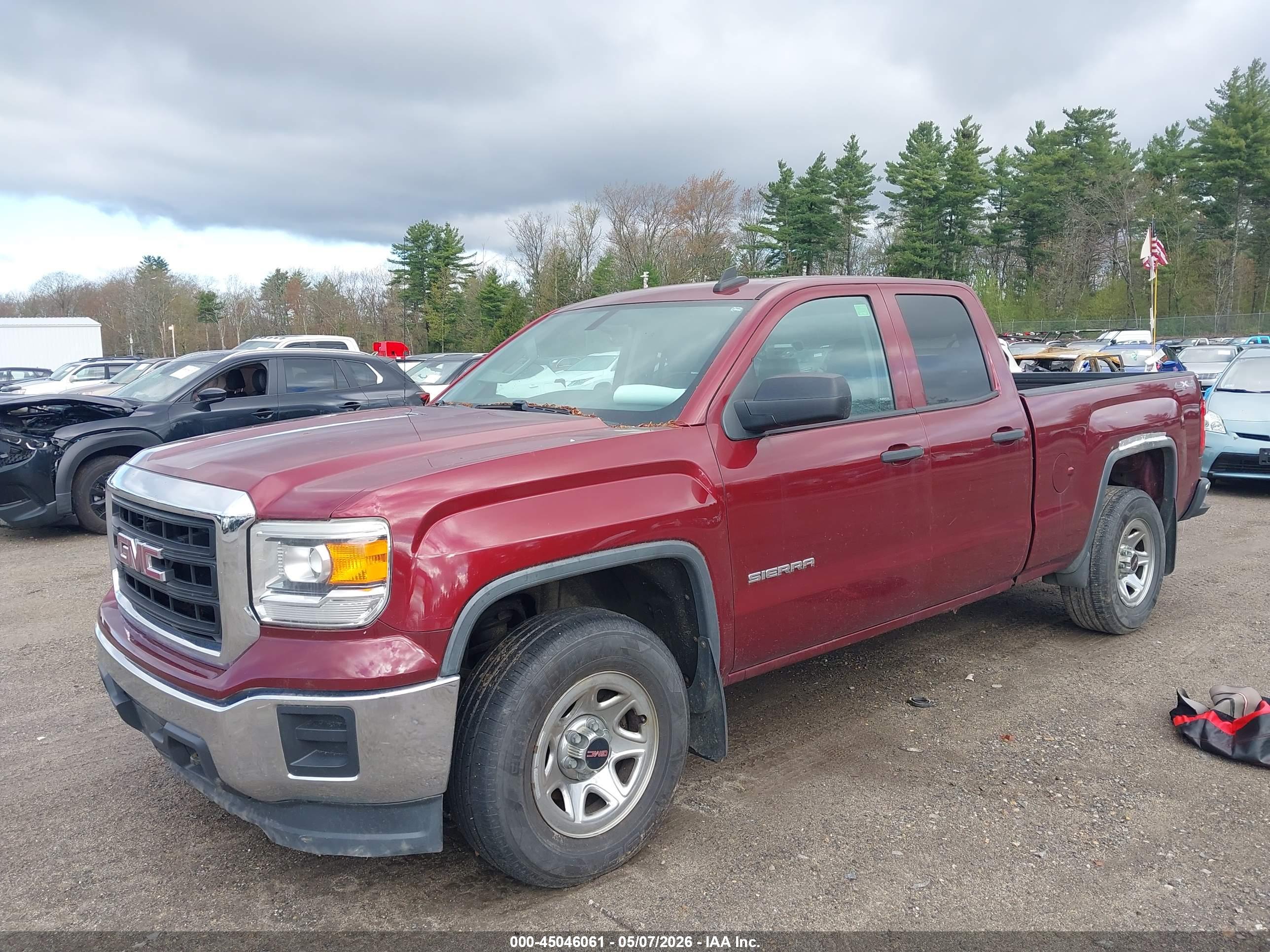 GMC SIERRA image 2