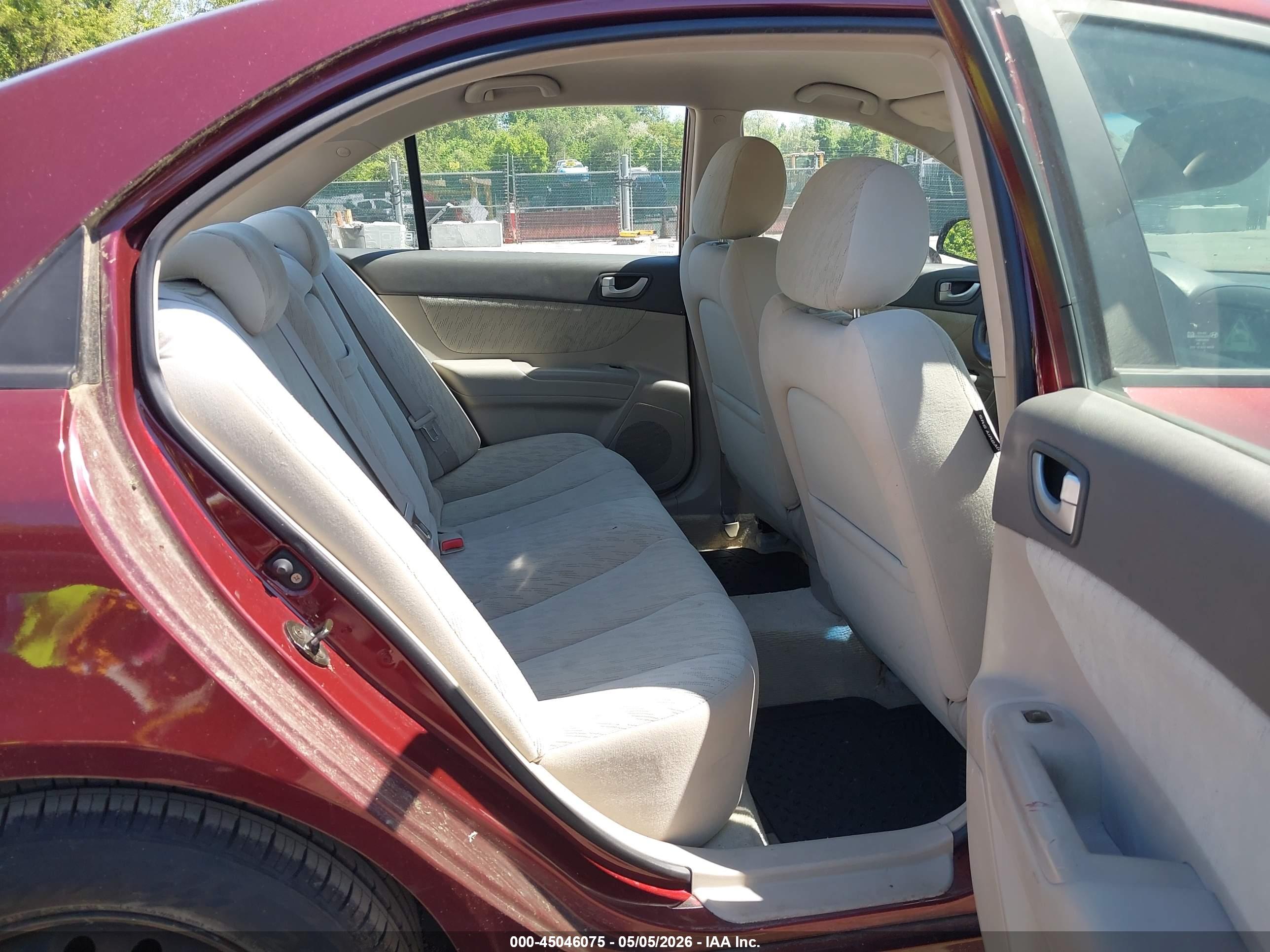 HYUNDAI SONATA image 8