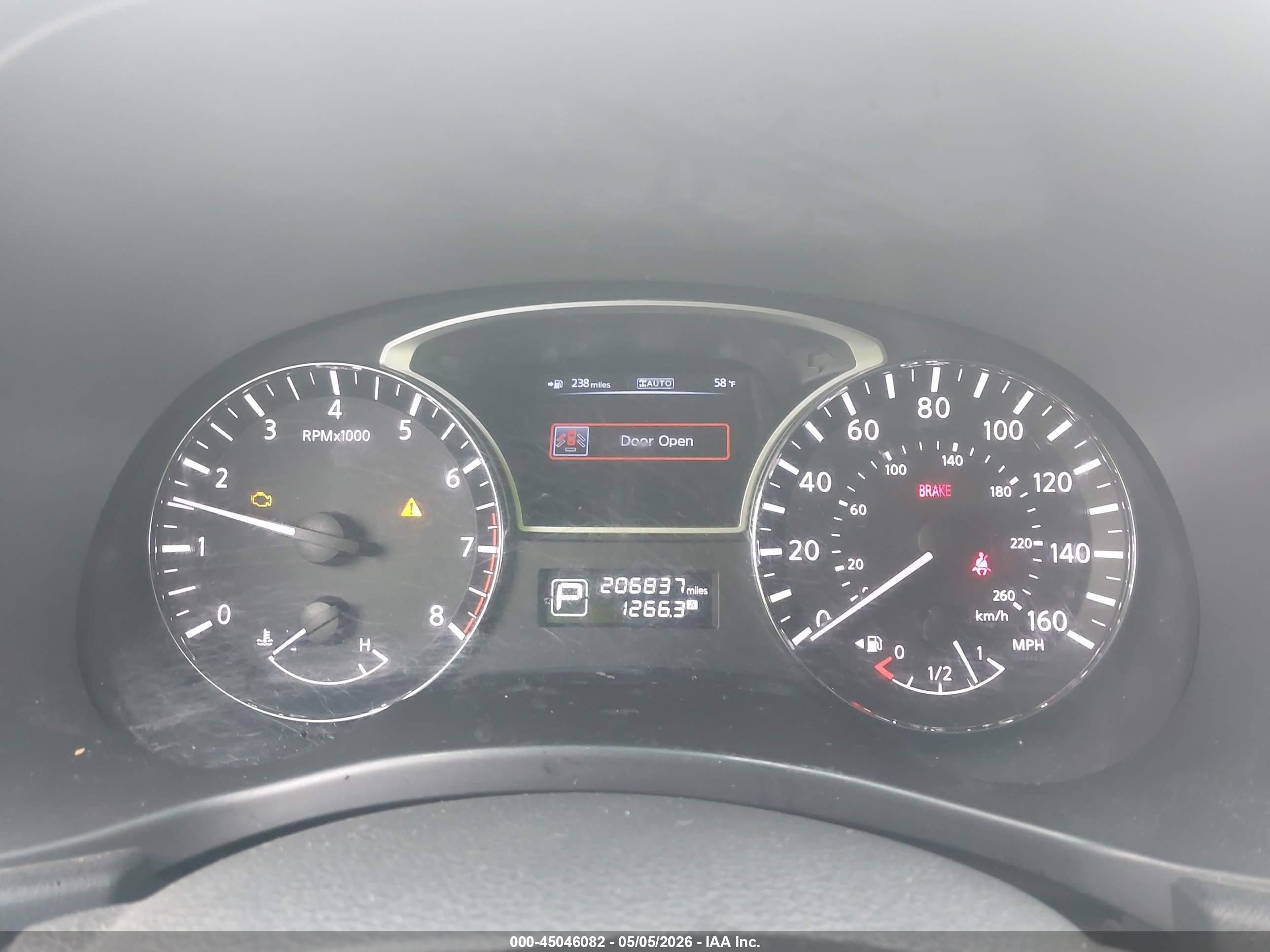 NISSAN PATHFINDER image 7