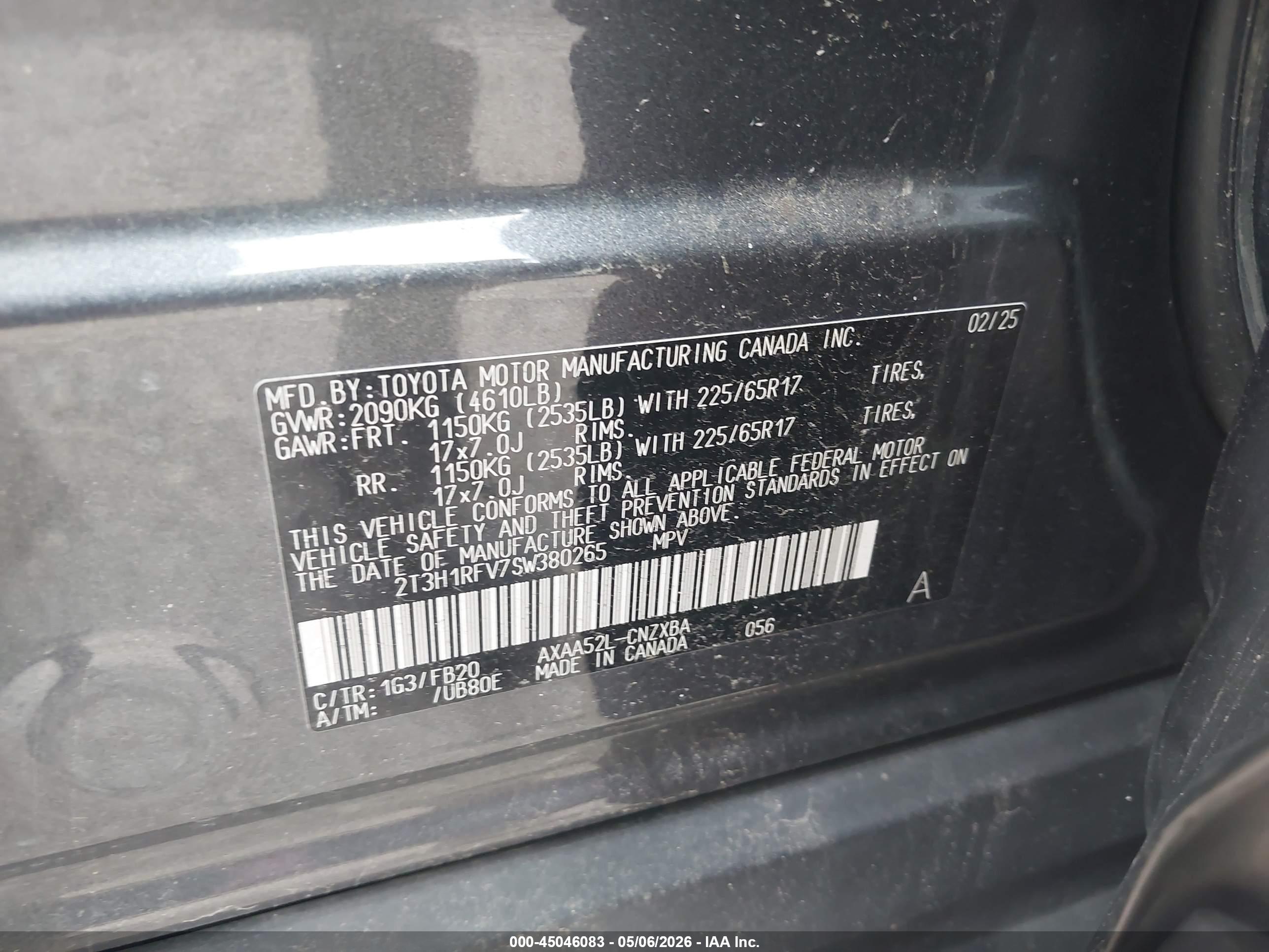 TOYOTA RAV4 image 9